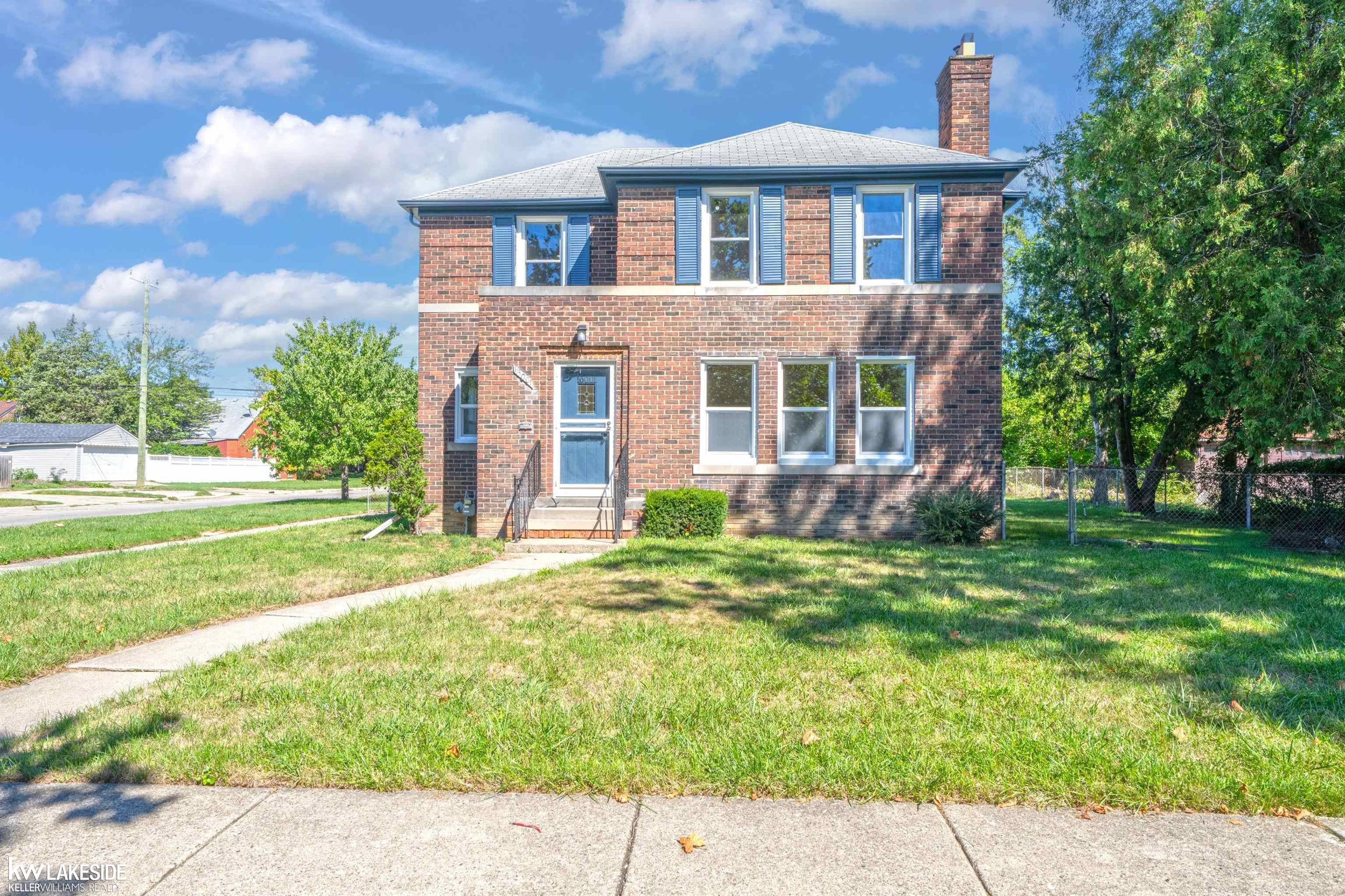 16001 Collingham Drive — photo