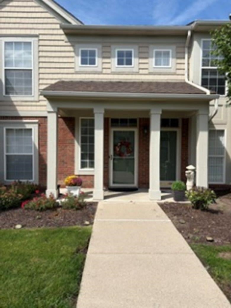 52268 Naugatuck Drive — photo