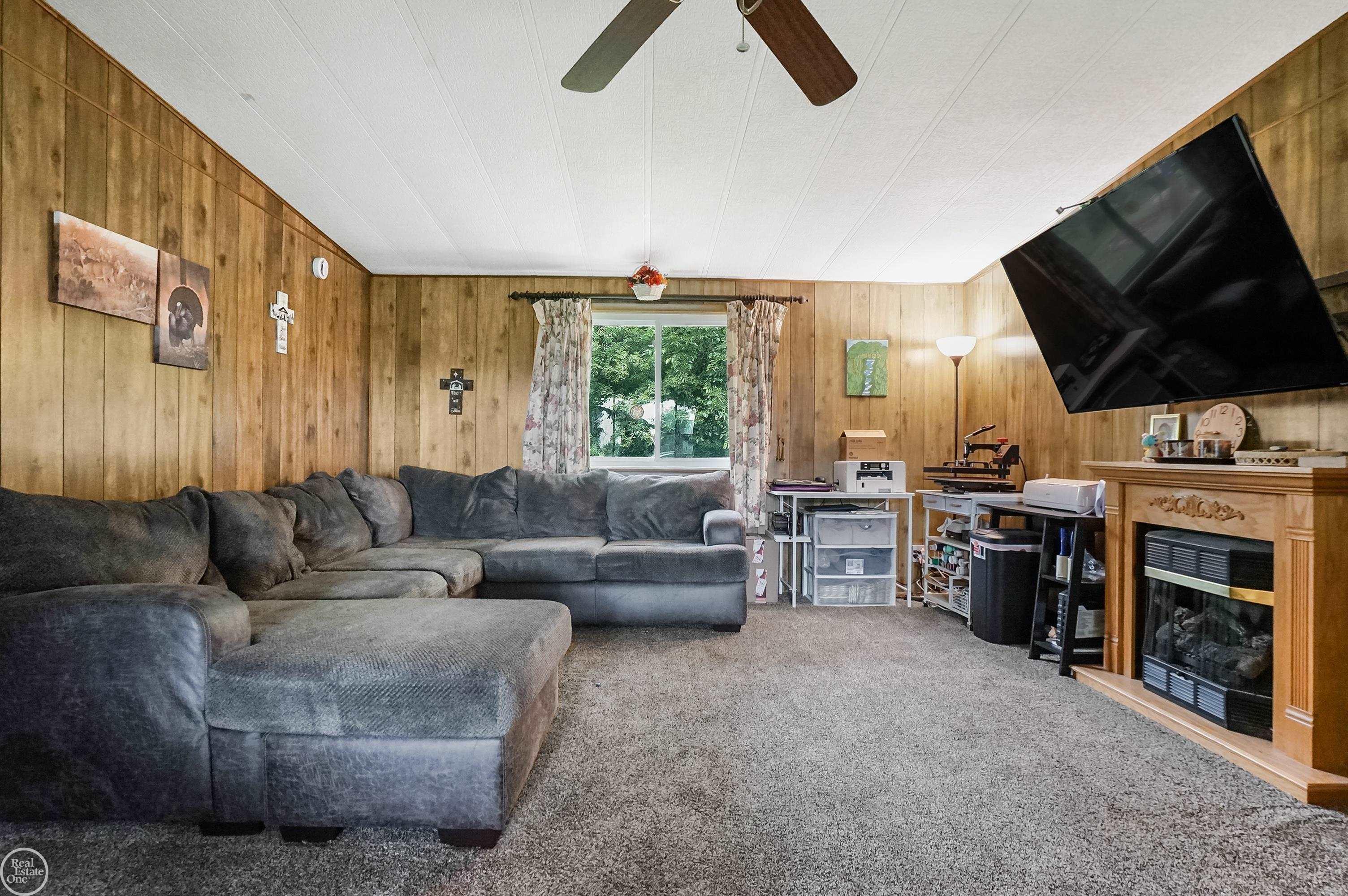 2547 Maple Street, DeckervilleVillage_Sanilac, MI 48427 — photo 3
