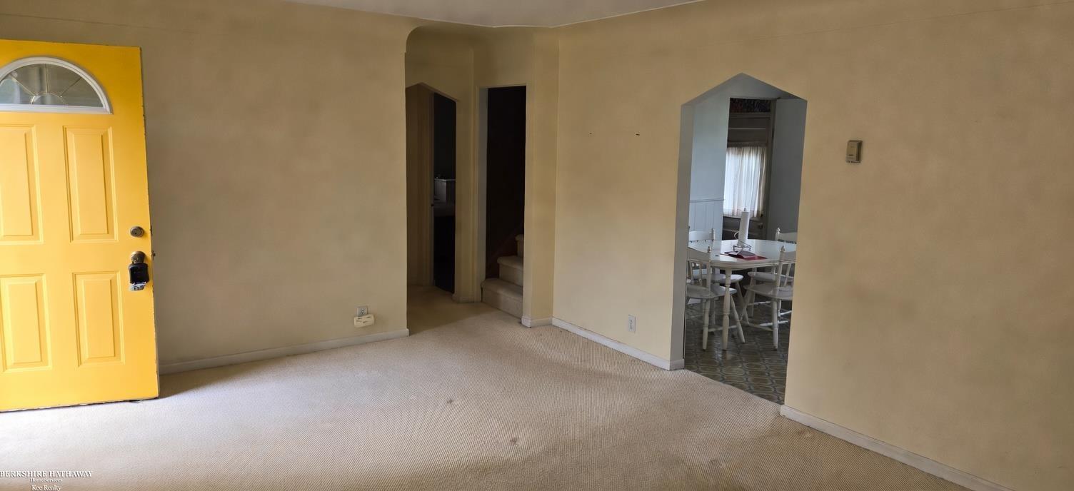98 Shadywood Road, Rochester Hills, MI 48307 — photo 2