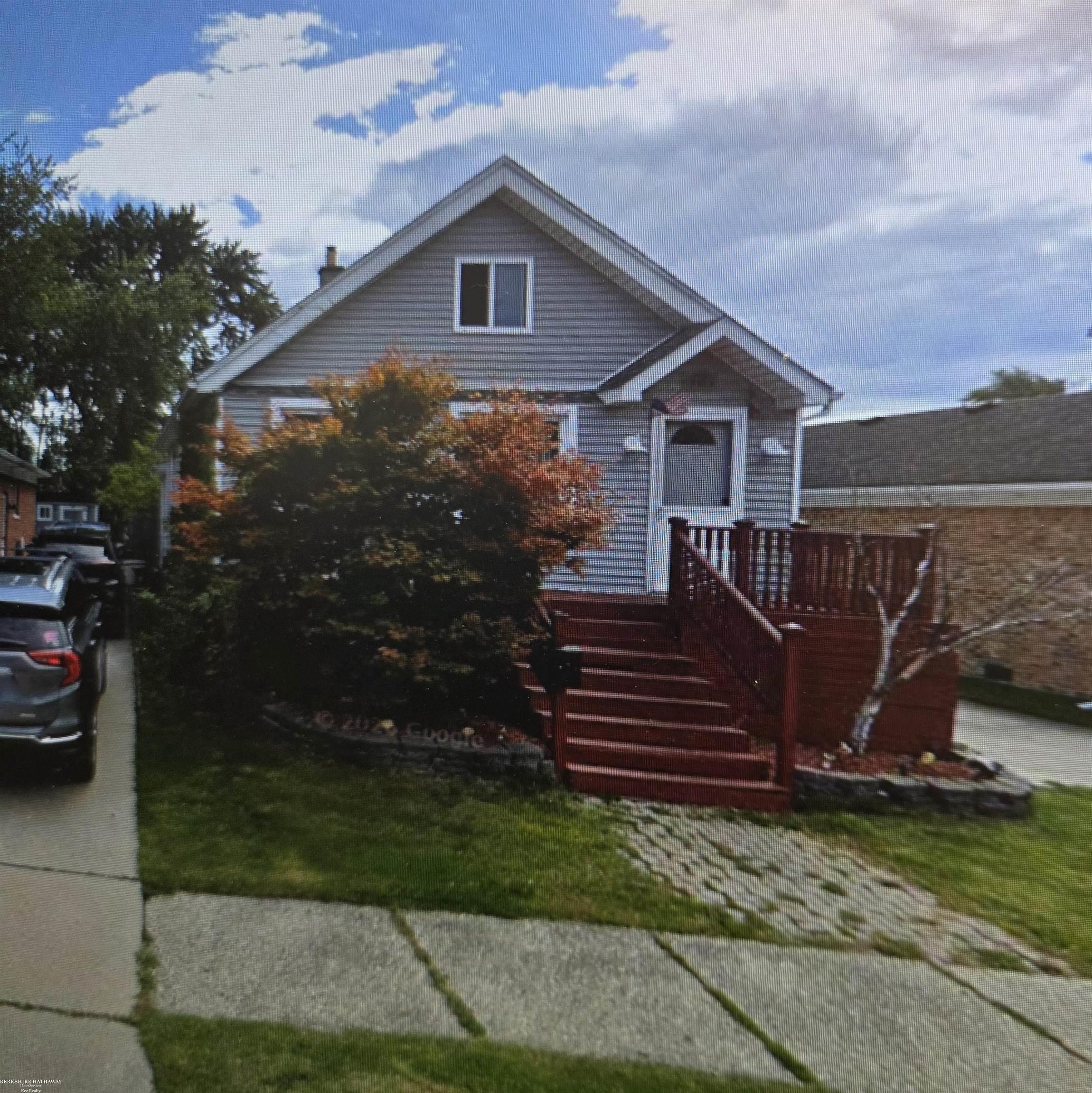 27726 Joan St — photo