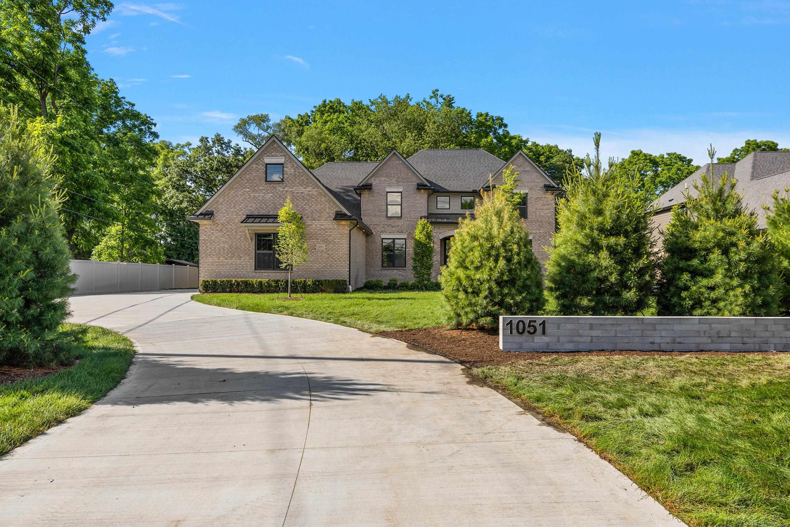 1051 E Avon Road, Rochester Hills, MI 48307 — photo 3