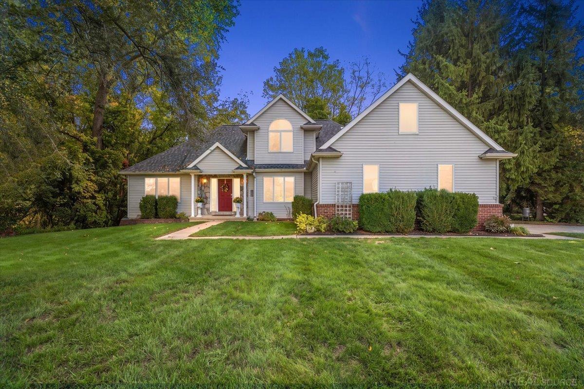 575 Lakes Edge Dr — photo