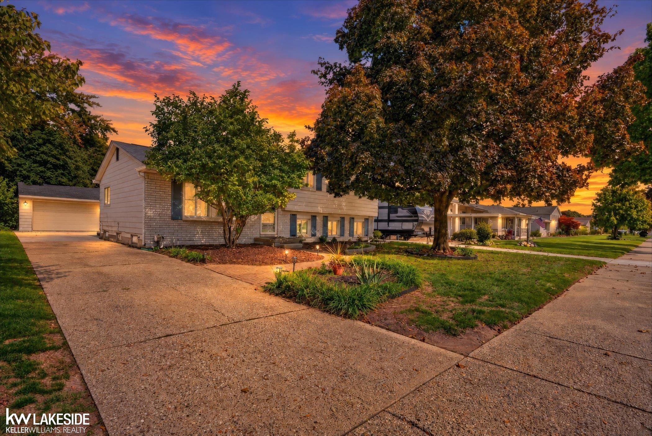 14453 Alpena Dr — photo