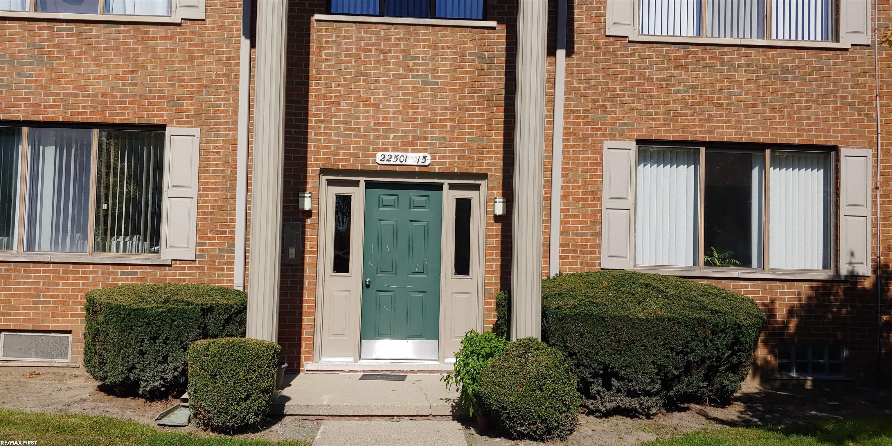 22513 Masonic Blvd — photo