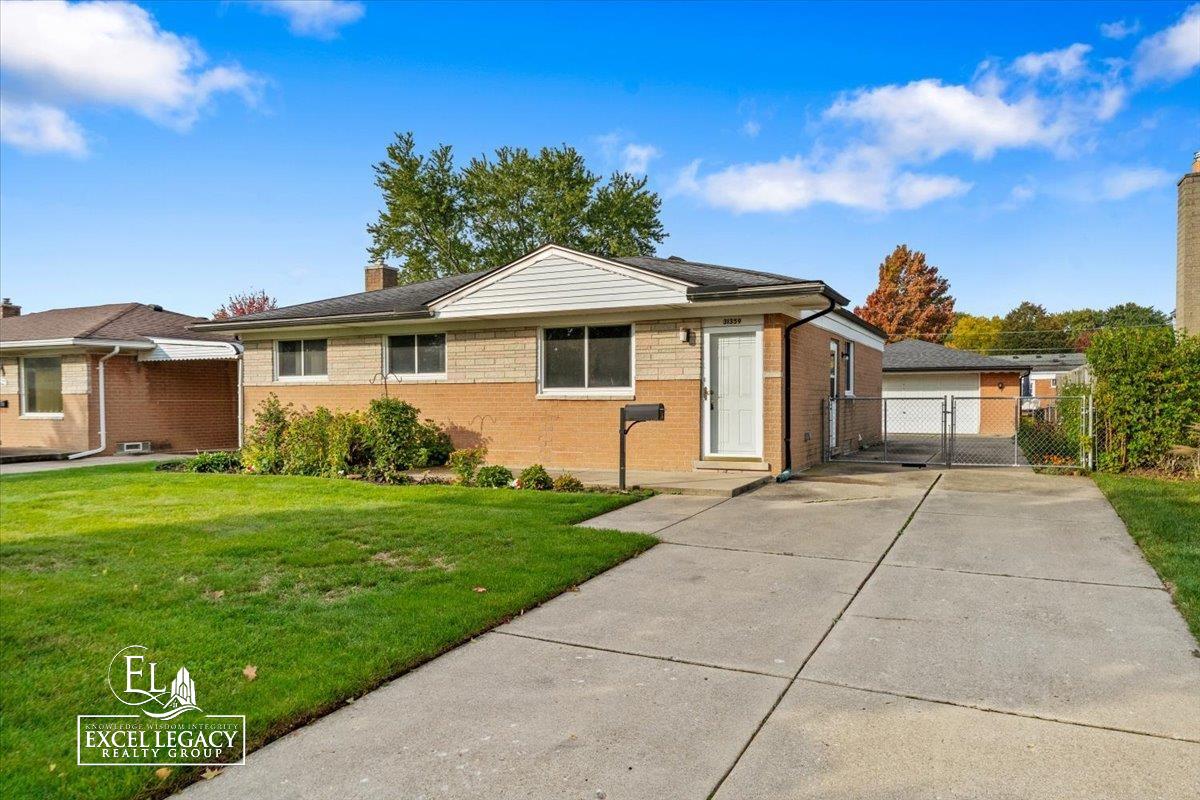 31359 Gardendale Dr — photo