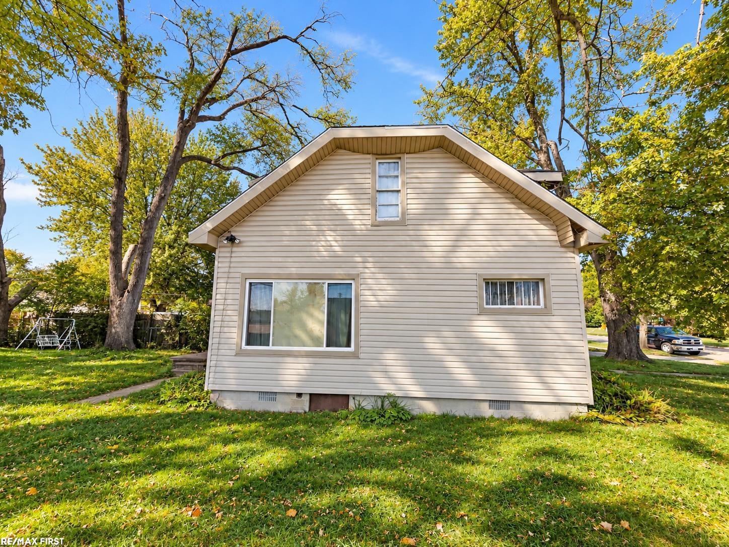 7594 Stephens Road, Center Line, MI 48015 — photo 3