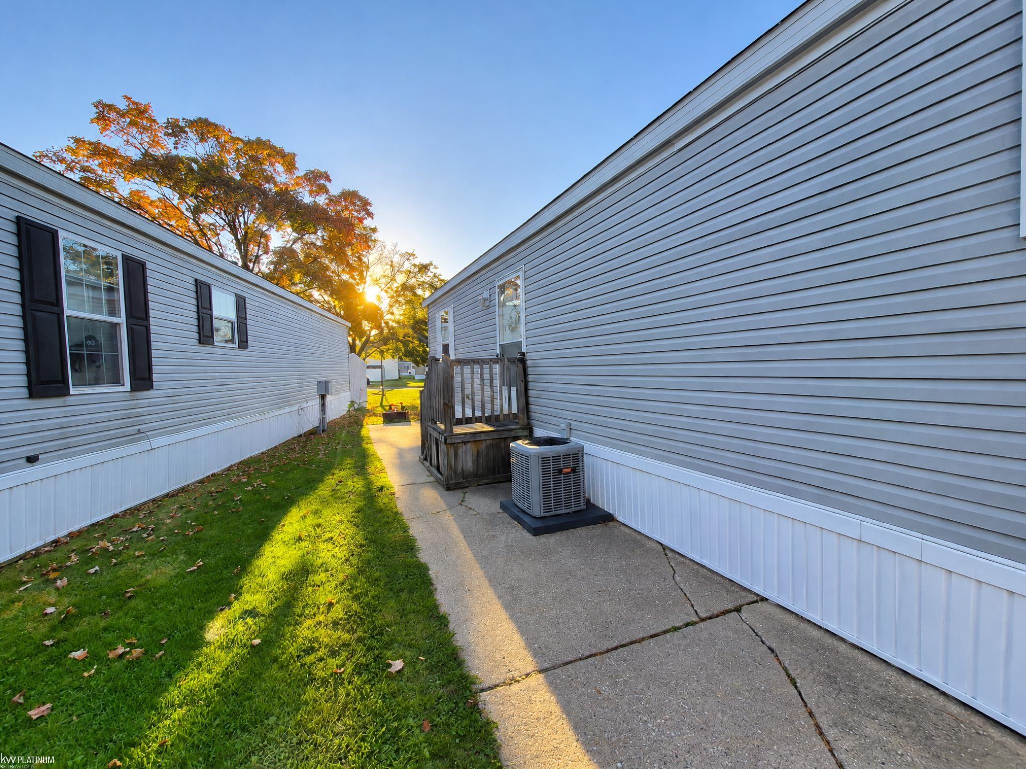 912 Cour Retta, Warren, MI 48091 — photo 3
