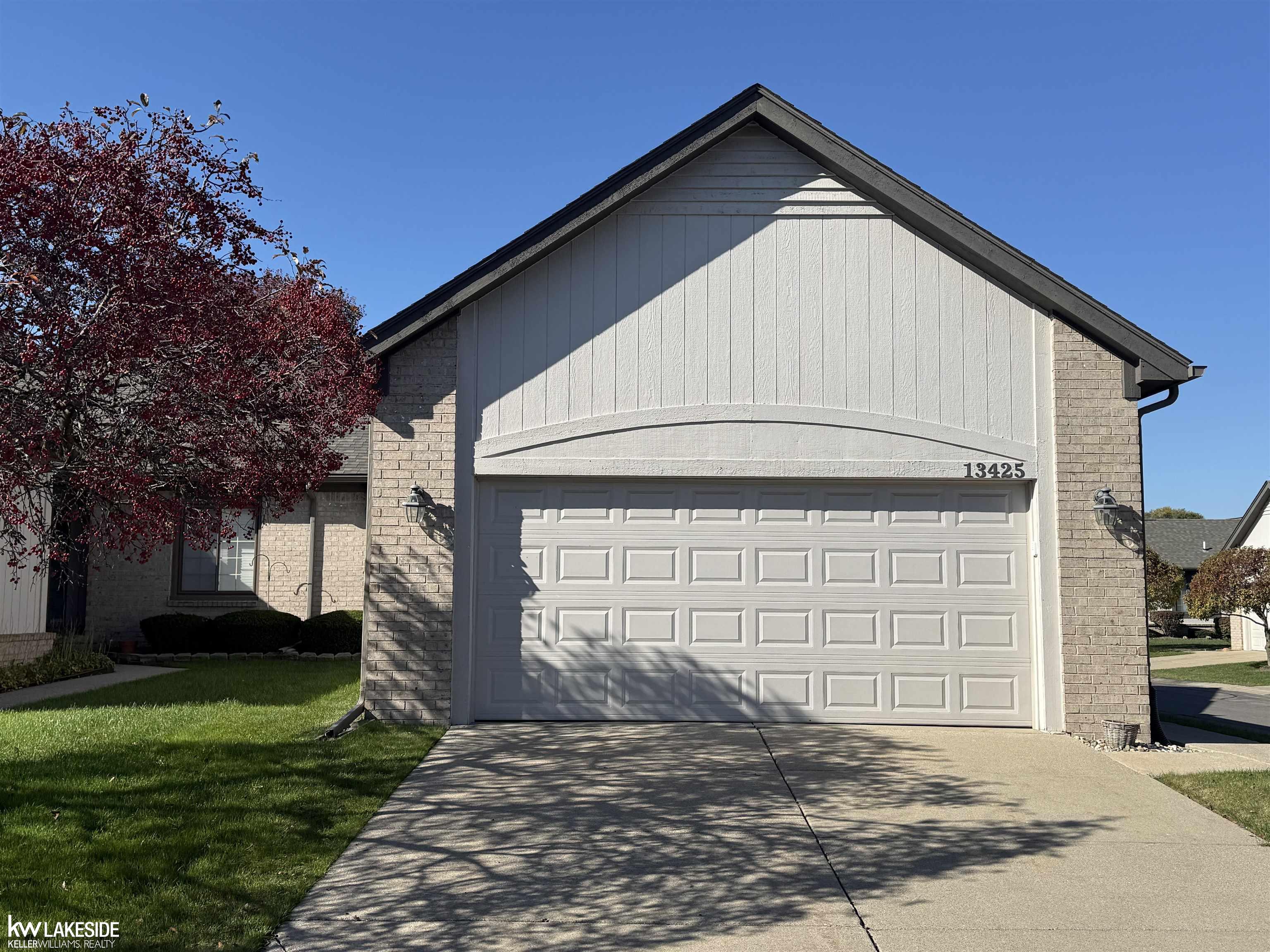 13425 Highland Cir — photo