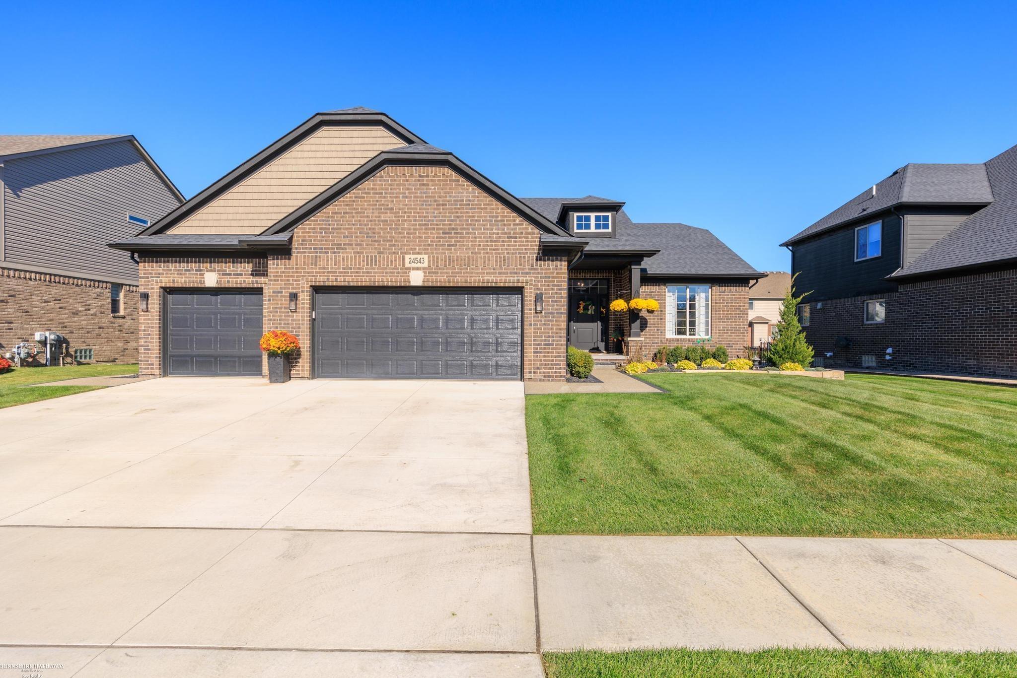 24543 Brookshire Dr — photo