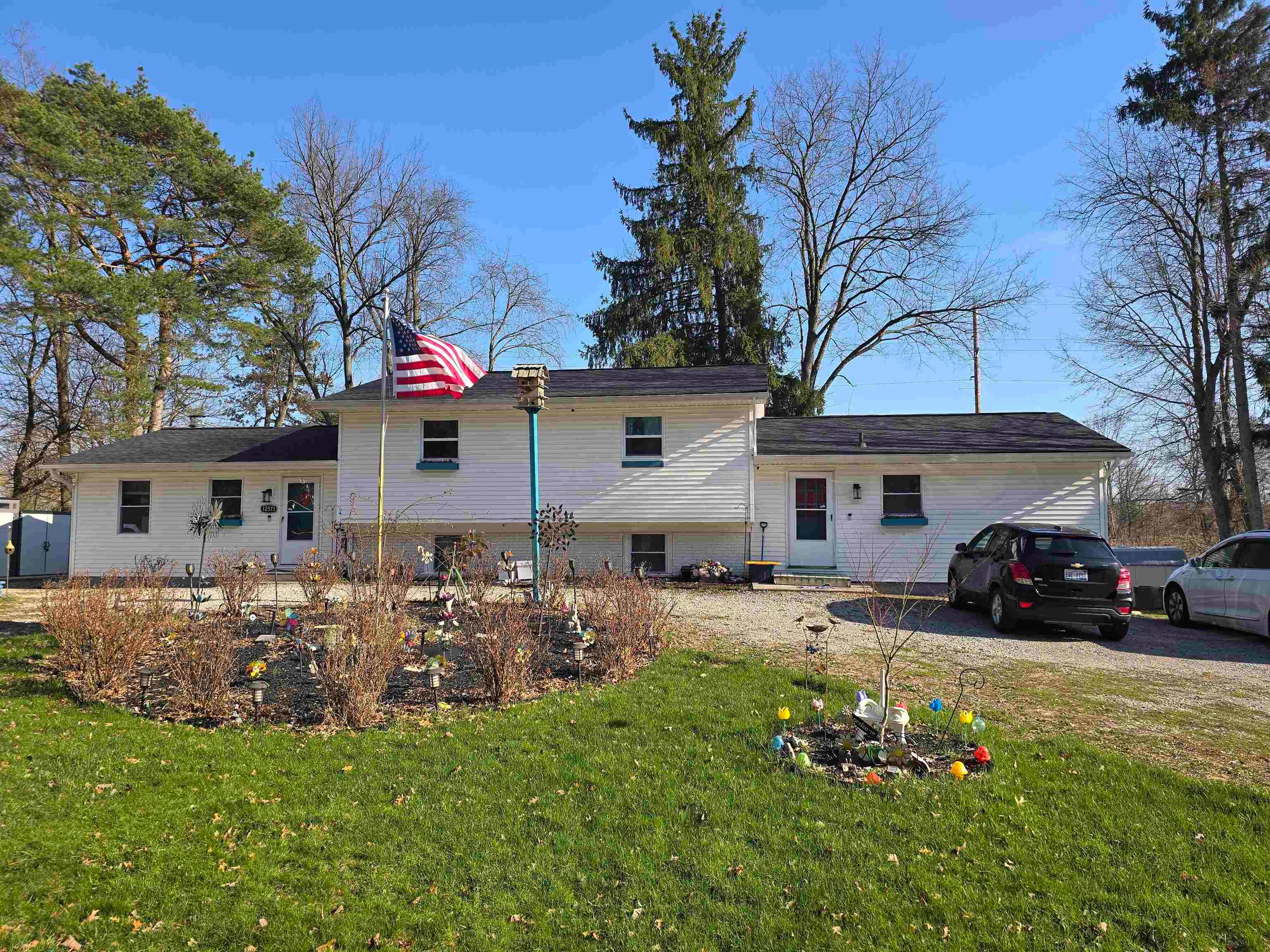 12573 Spruce Lane — photo