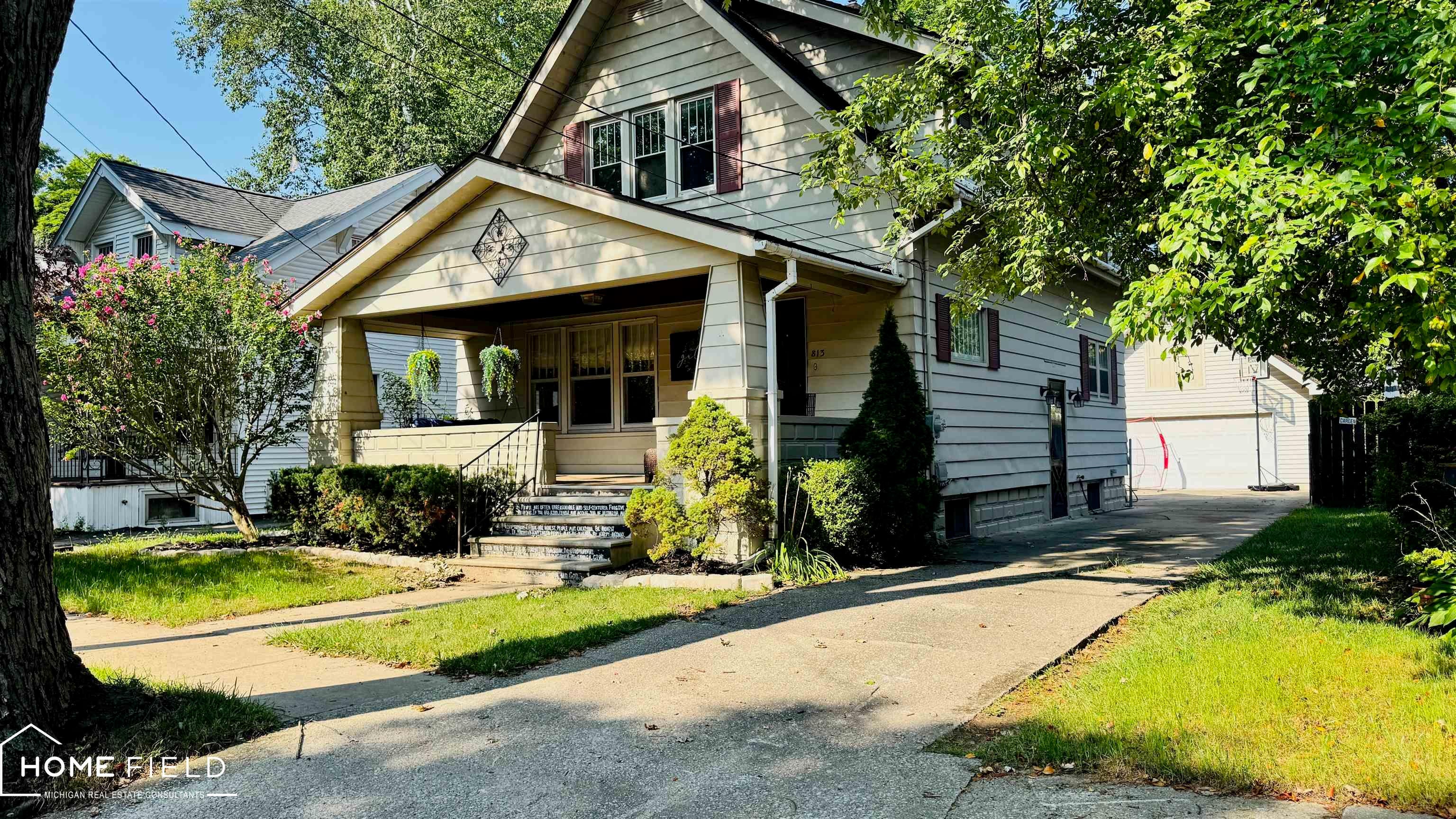 813 N Ball Street — photo
