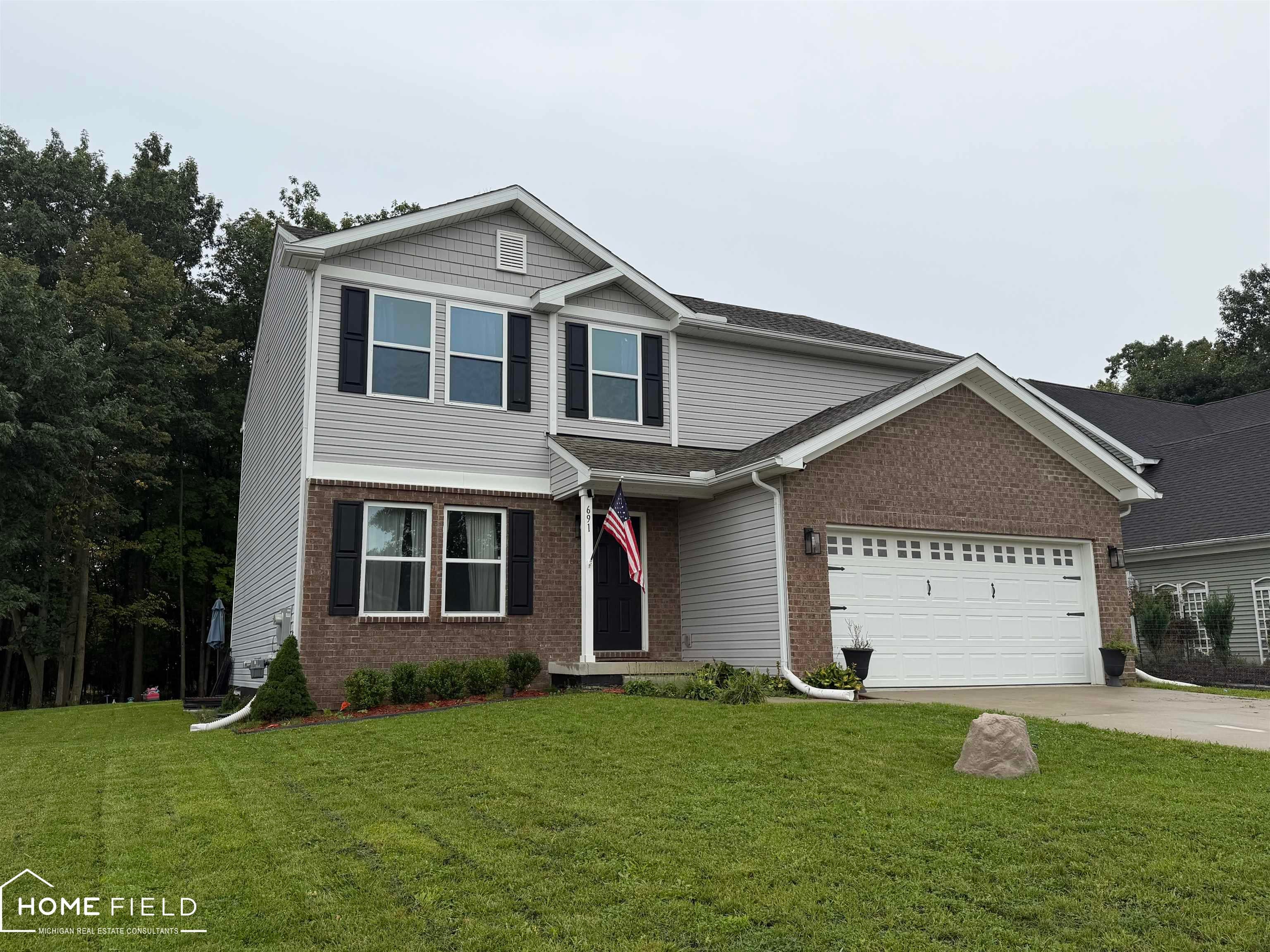 691 Woodvalley Drive — photo