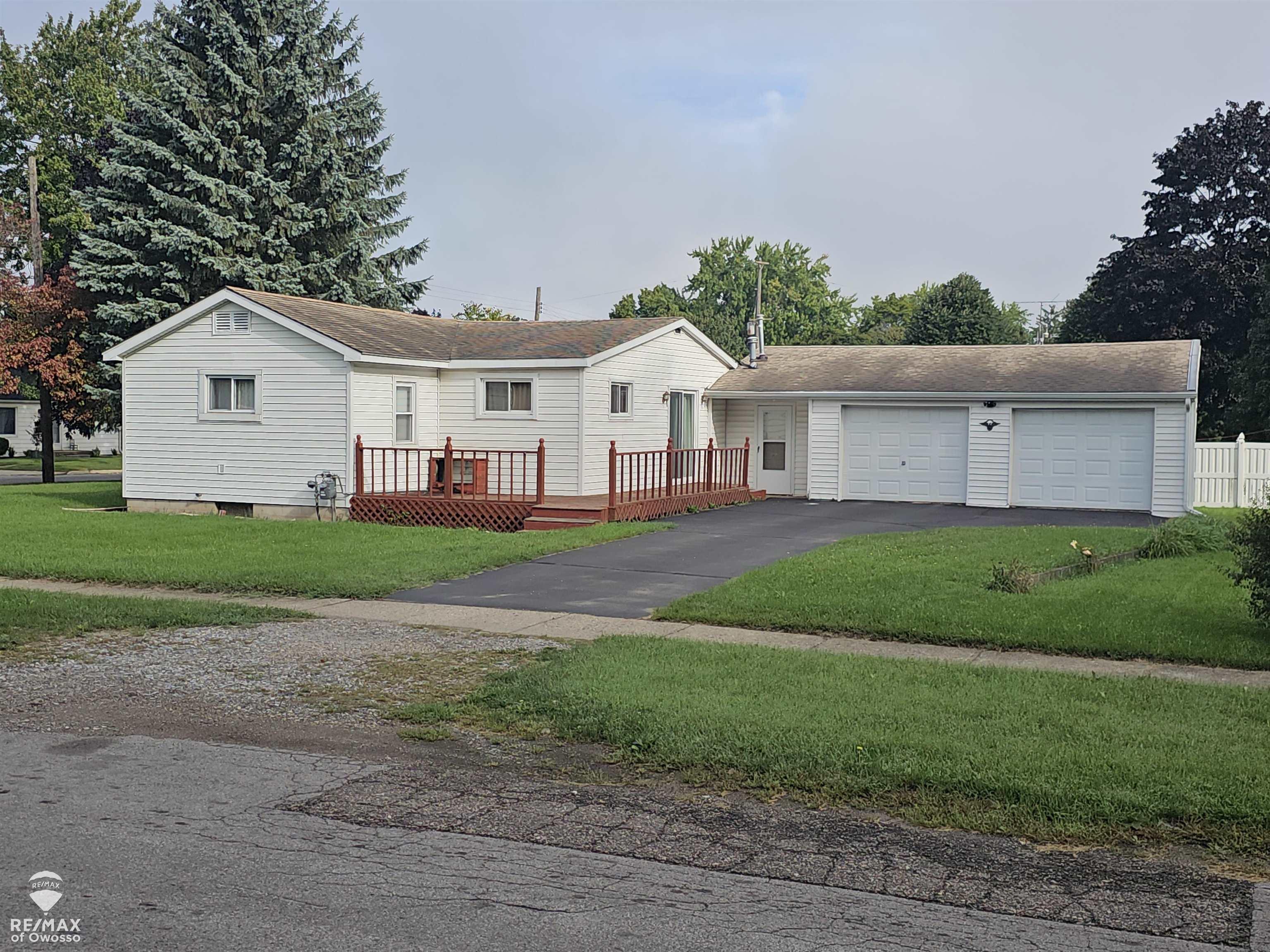 1011 Walnut St — photo