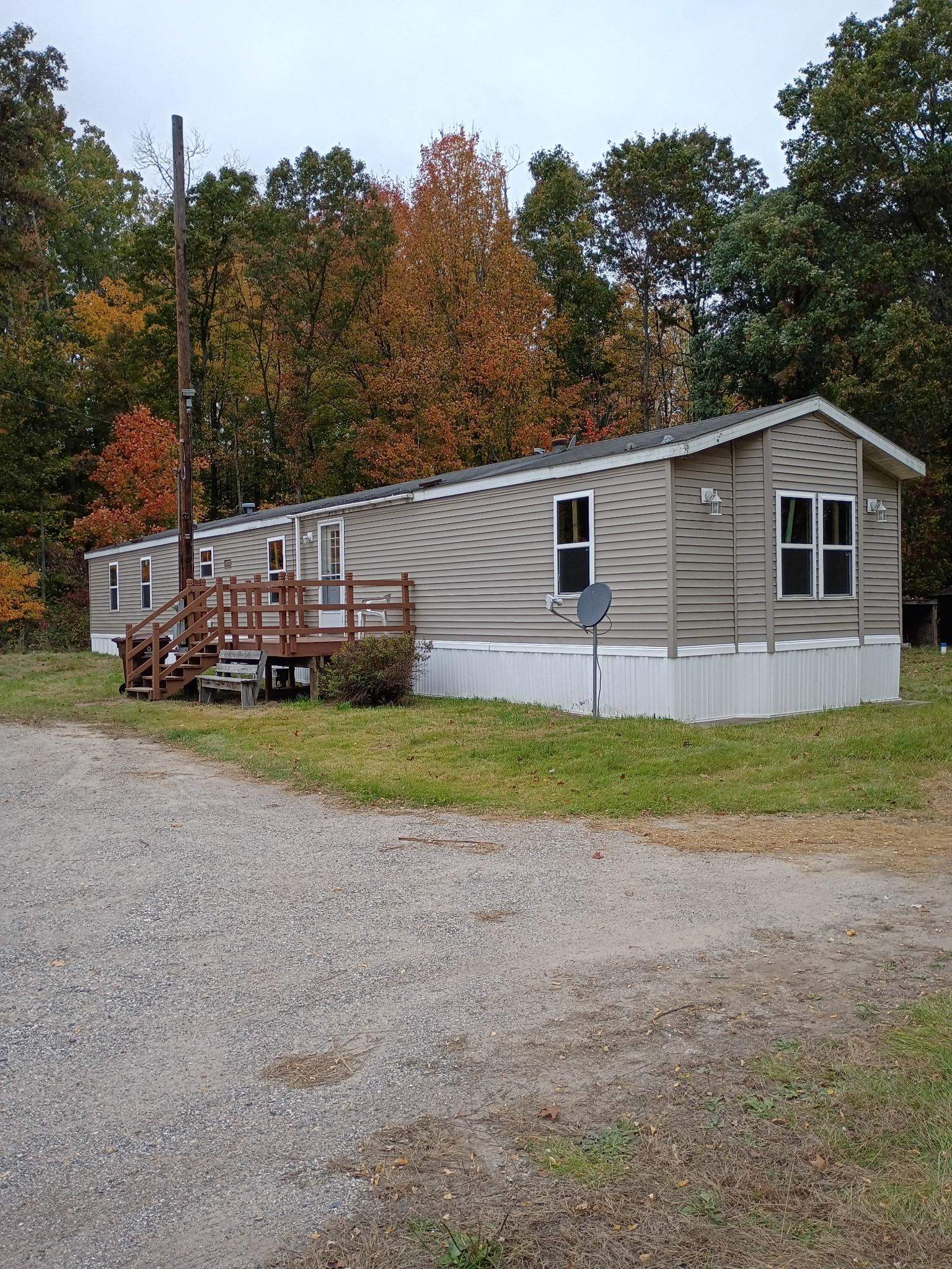 15275 Meyers Lake NE Rd — photo