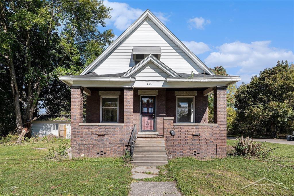 521 Birch Street — photo