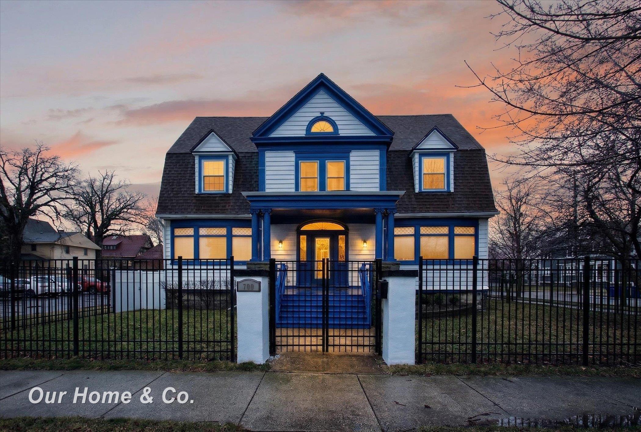 700 N Van Buren Street — photo