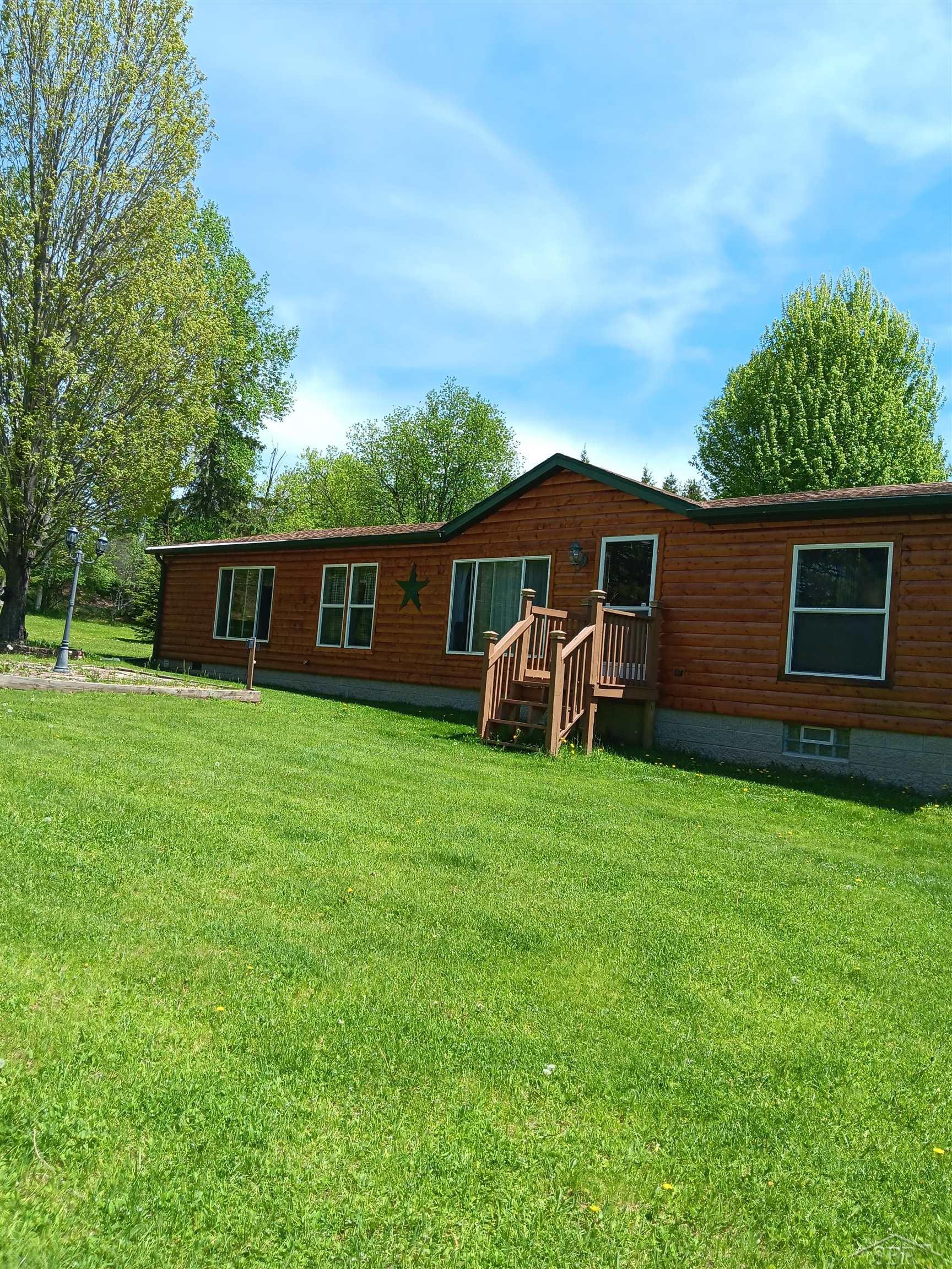 8 W County Rd 424 Road, Gaastra, MI 49927 — photo 2