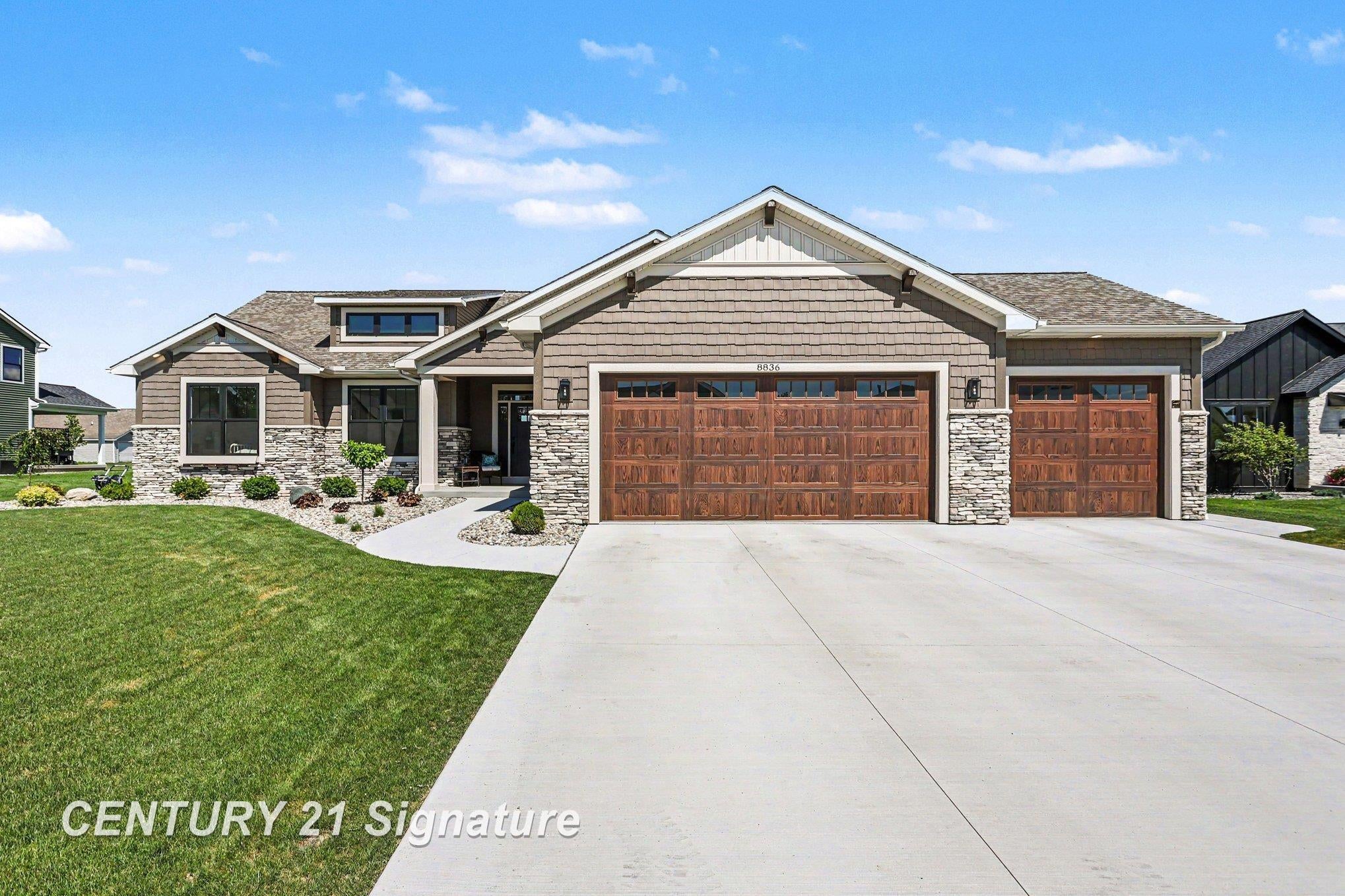 8836 Copper Court — photo
