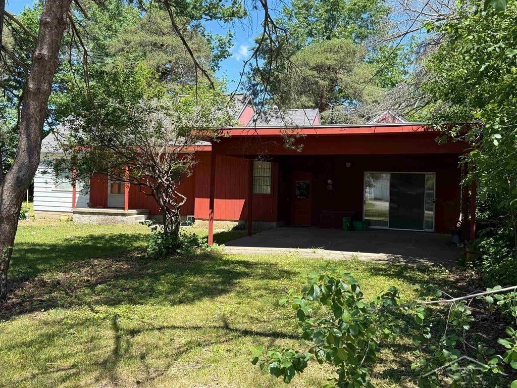 1800 W Shepherd Road — photo
