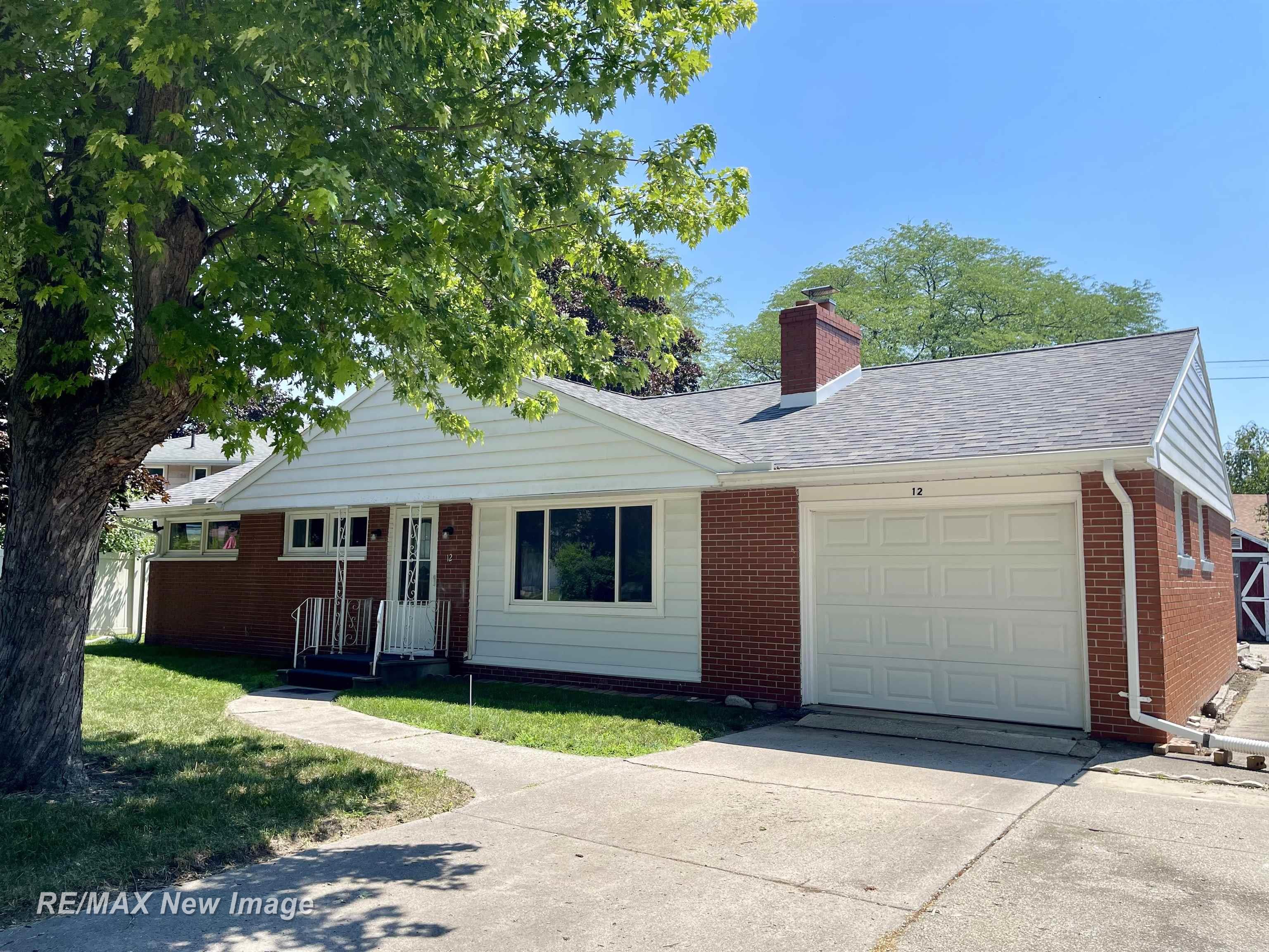 12 Ruggles Road, Saginaw, MI 48602