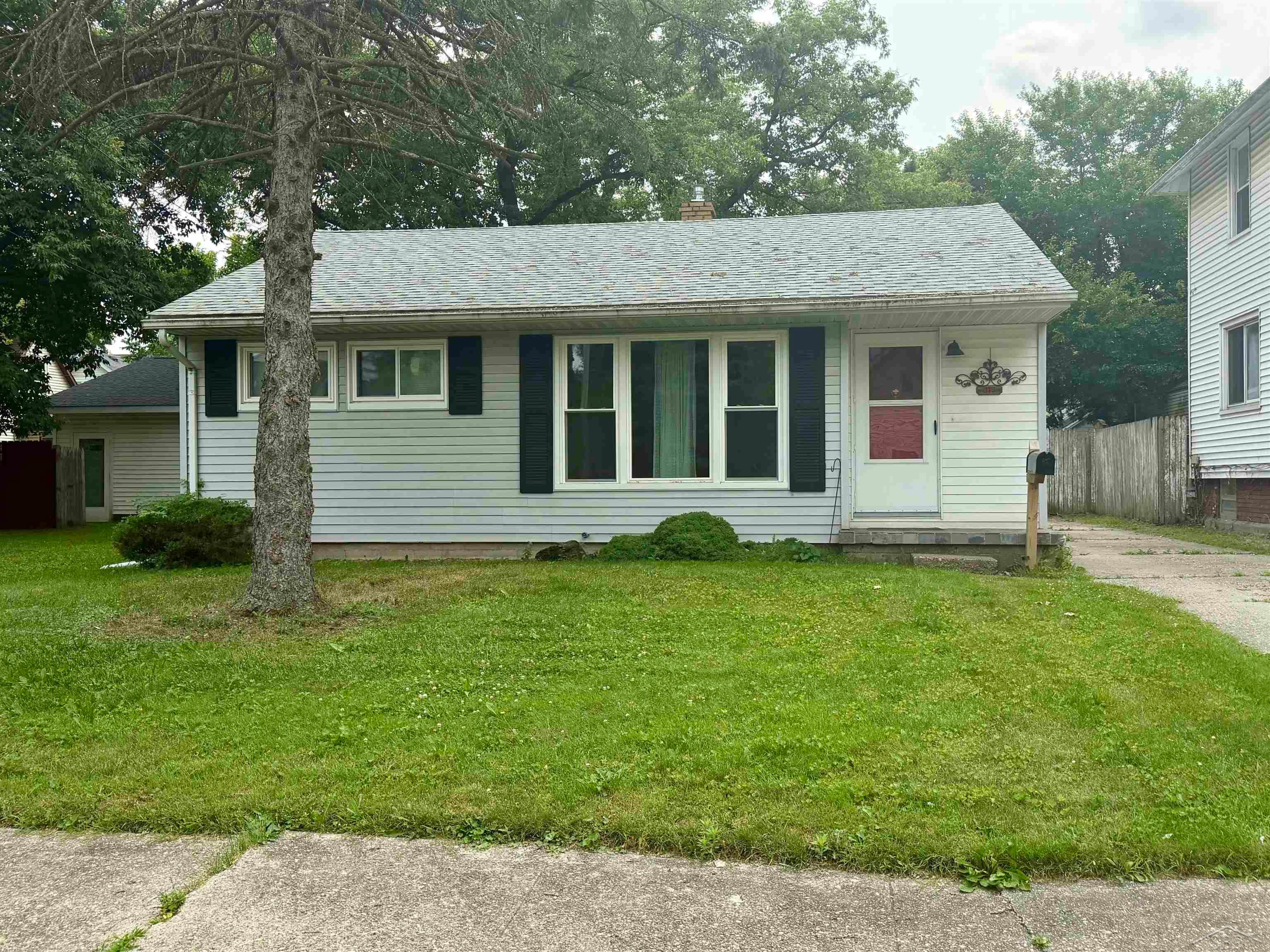815 Reed Street — photo