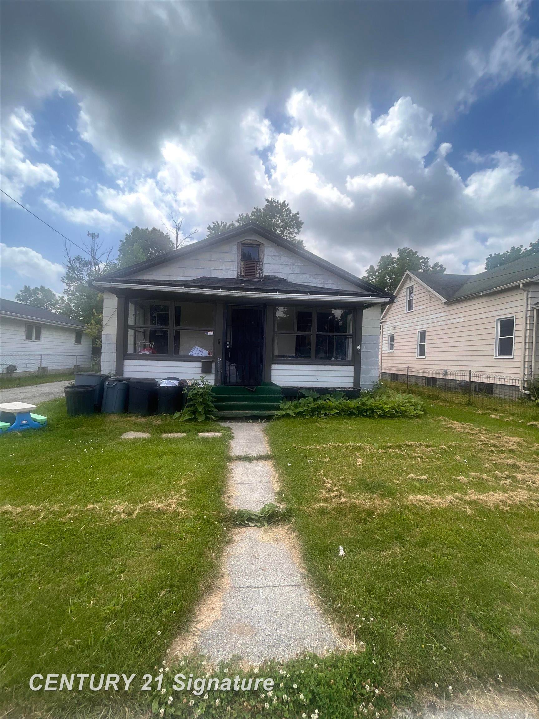 1539 Maine Street — photo