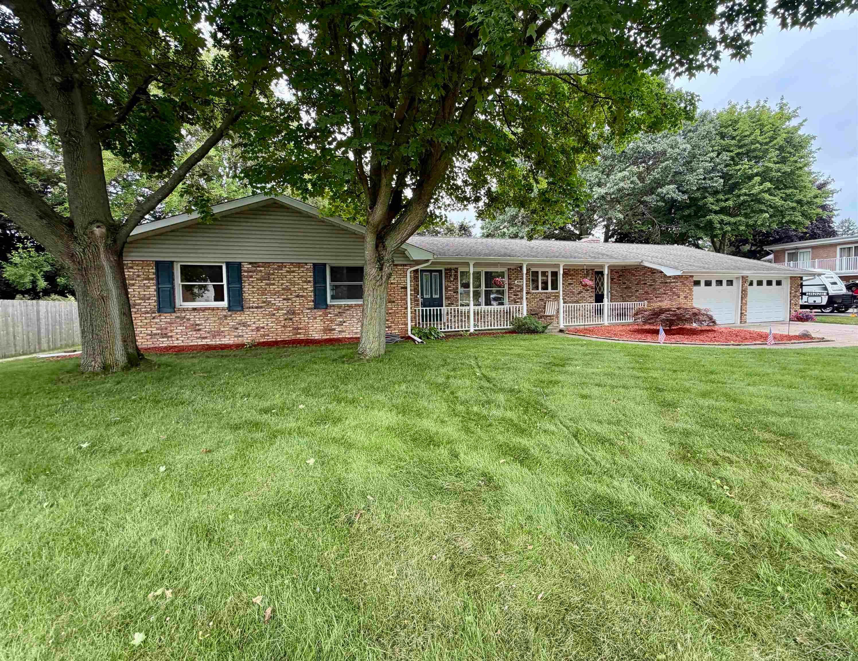 9561 Swan Valley Drive — photo