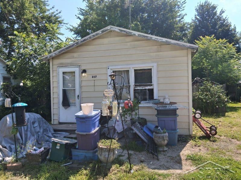 317 Crescent Street — photo