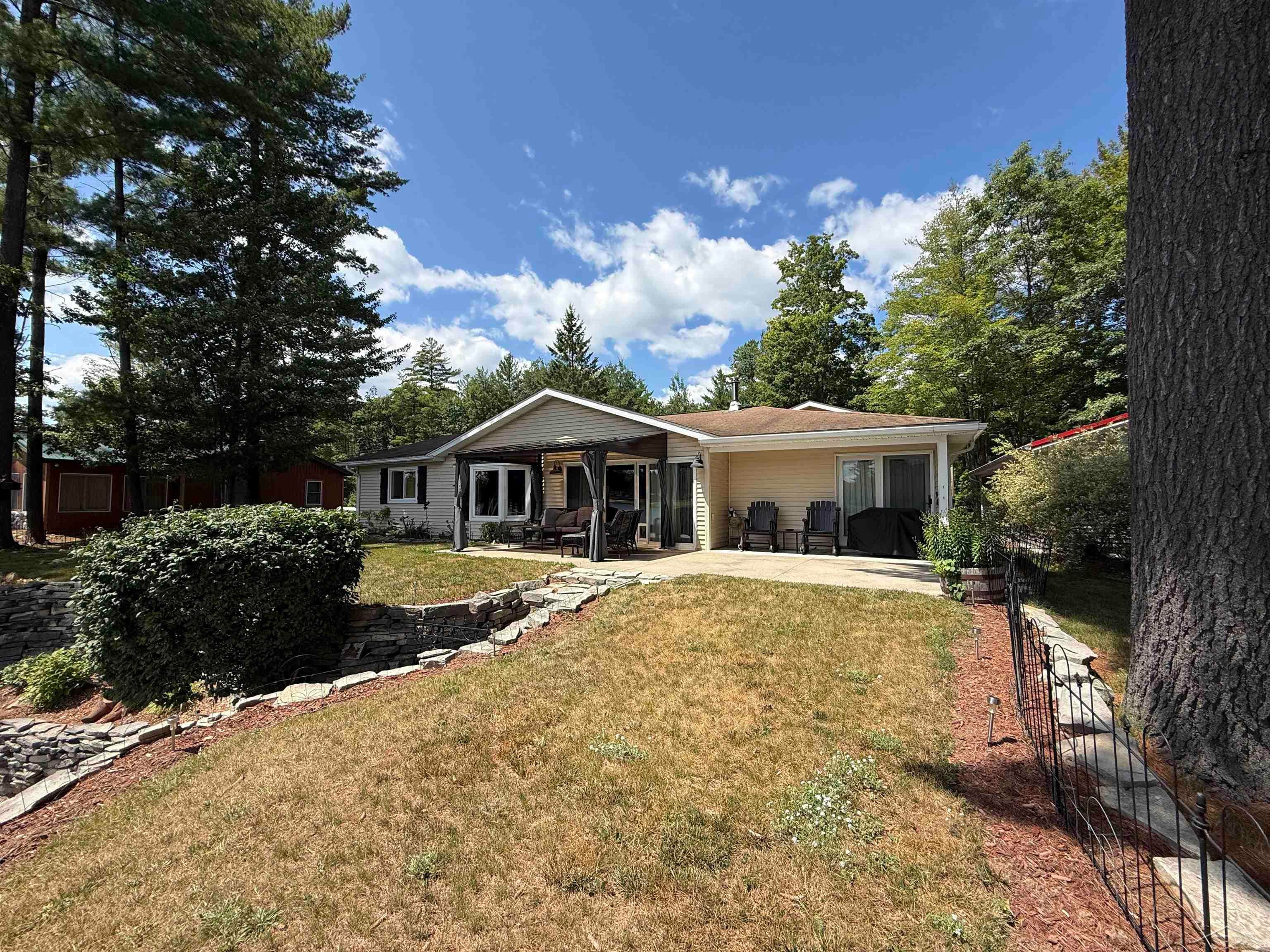 3422 E Pinecrest Drive — photo