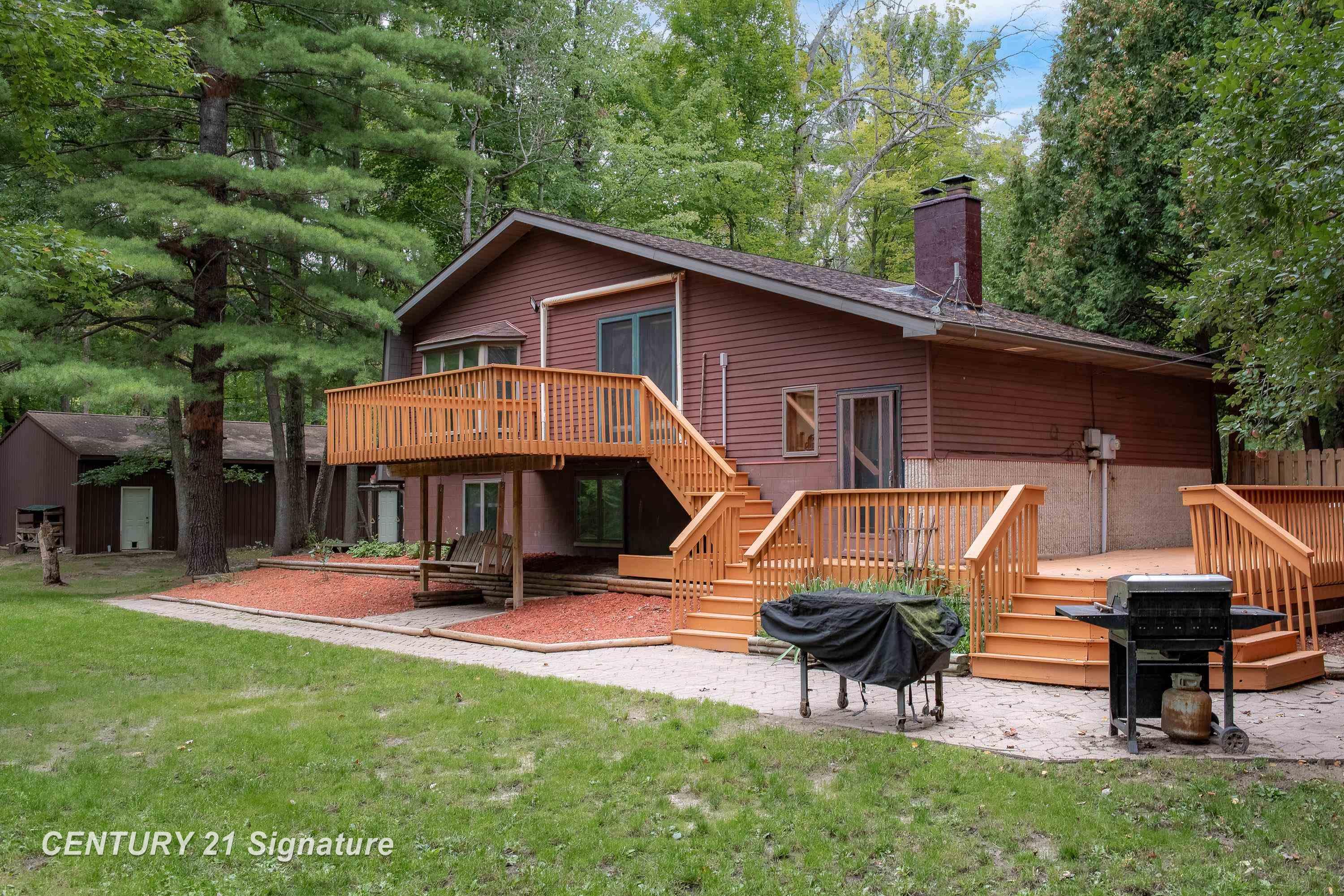 119 W Love Rd — photo