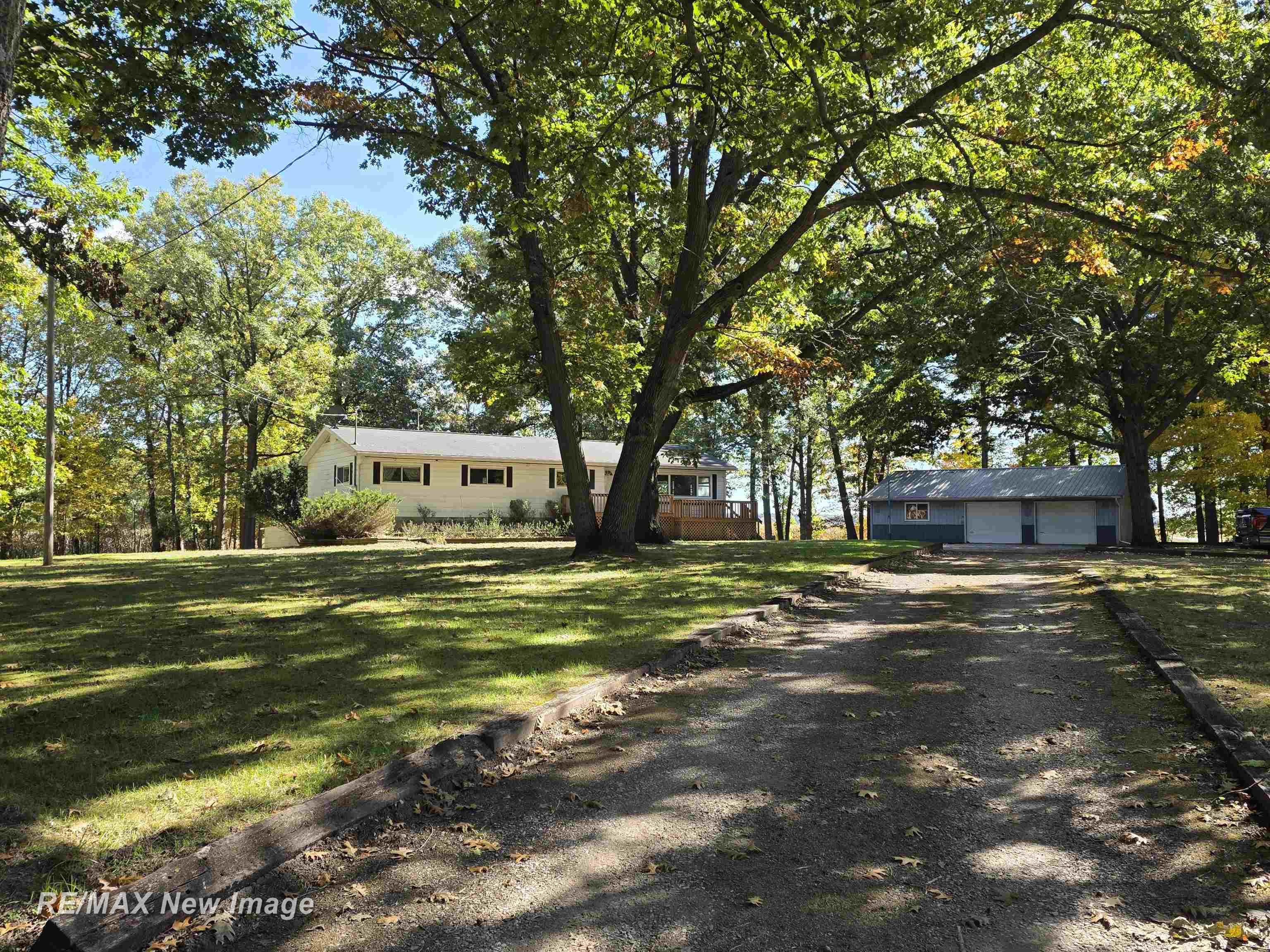 13977 W Burt Rd — photo