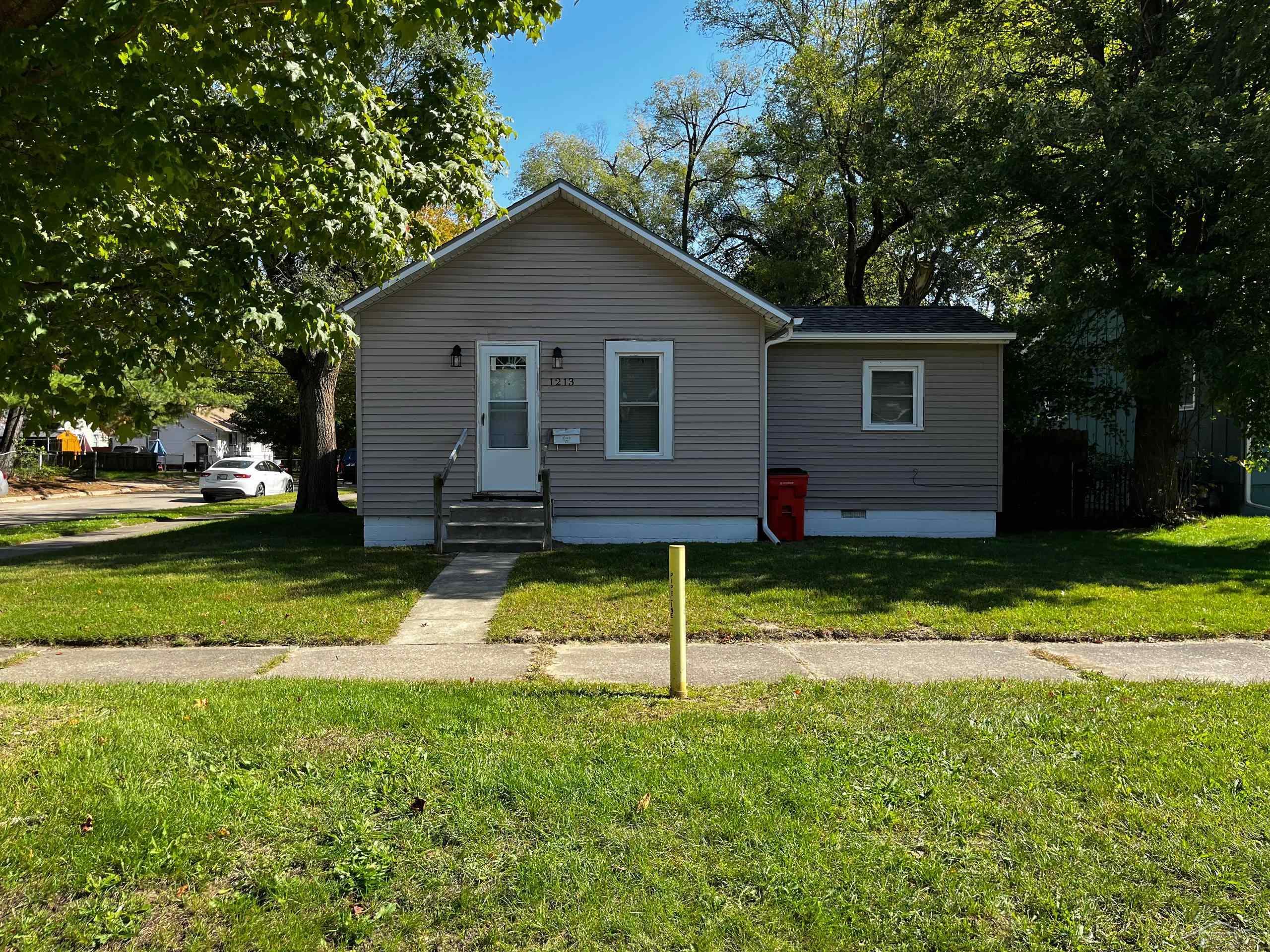 1213 Jennings Ave — photo
