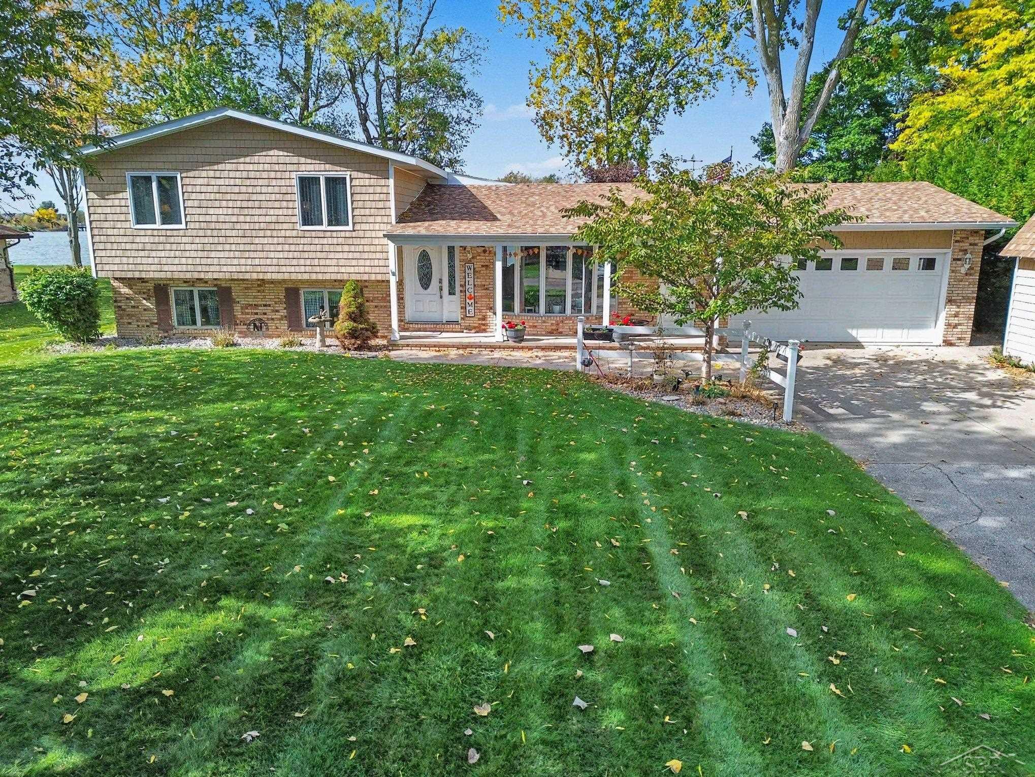 2898 Evergreen Dr — photo