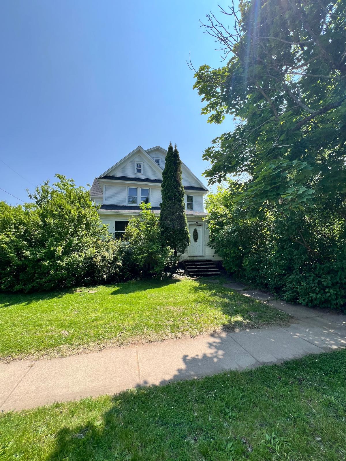 130 Cliff Street — photo