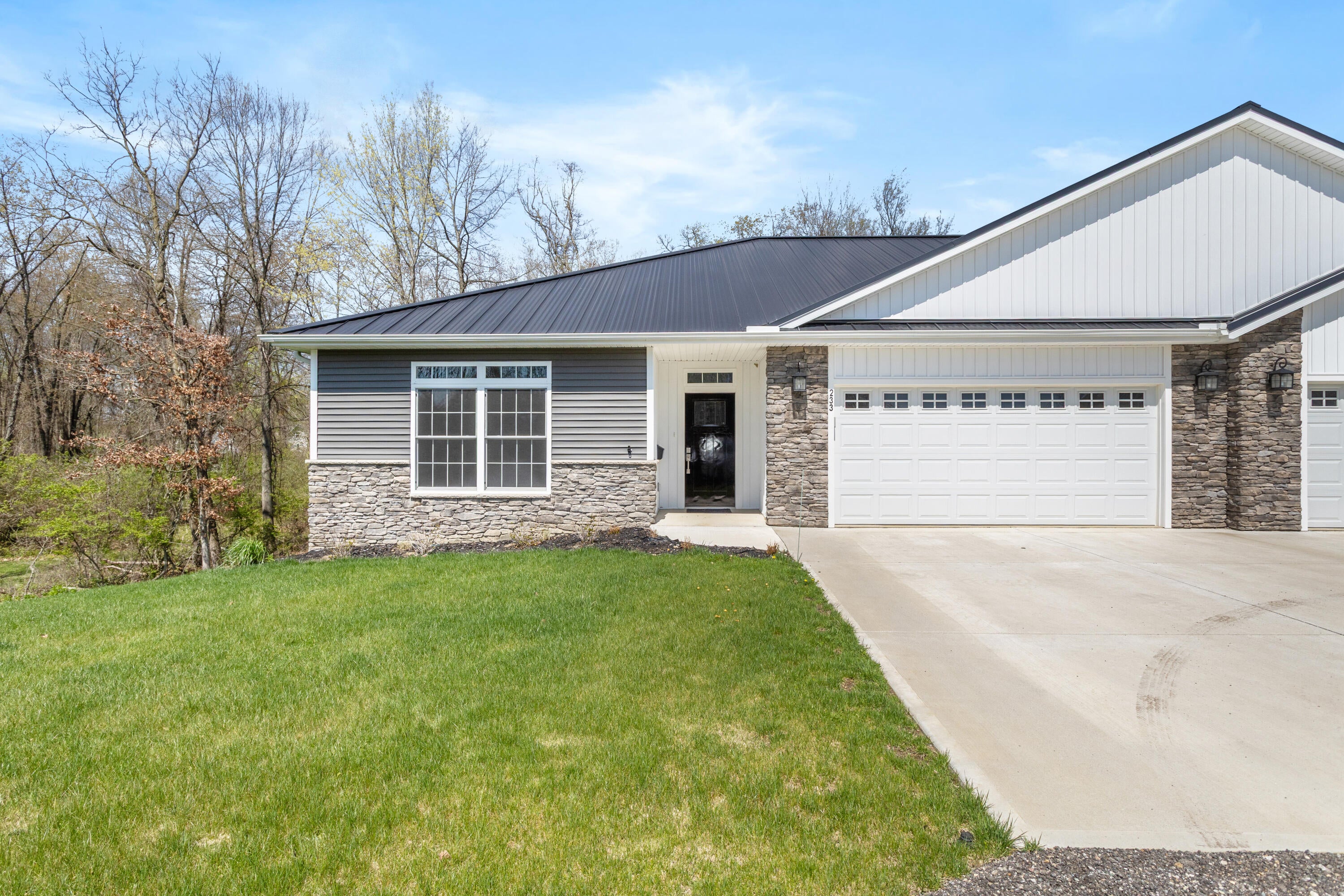 233 Auseon Court — photo