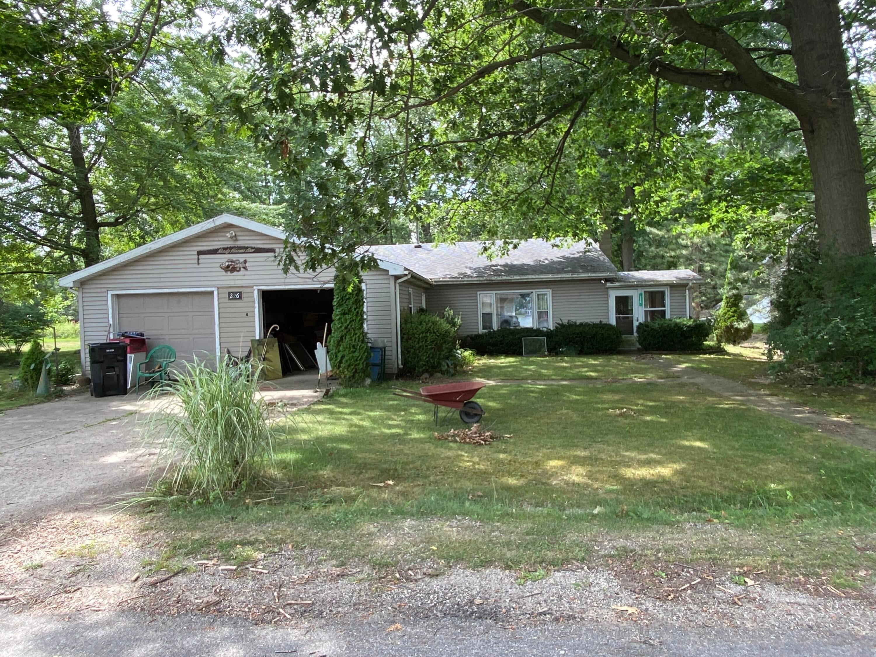 226 Dons Drive — photo