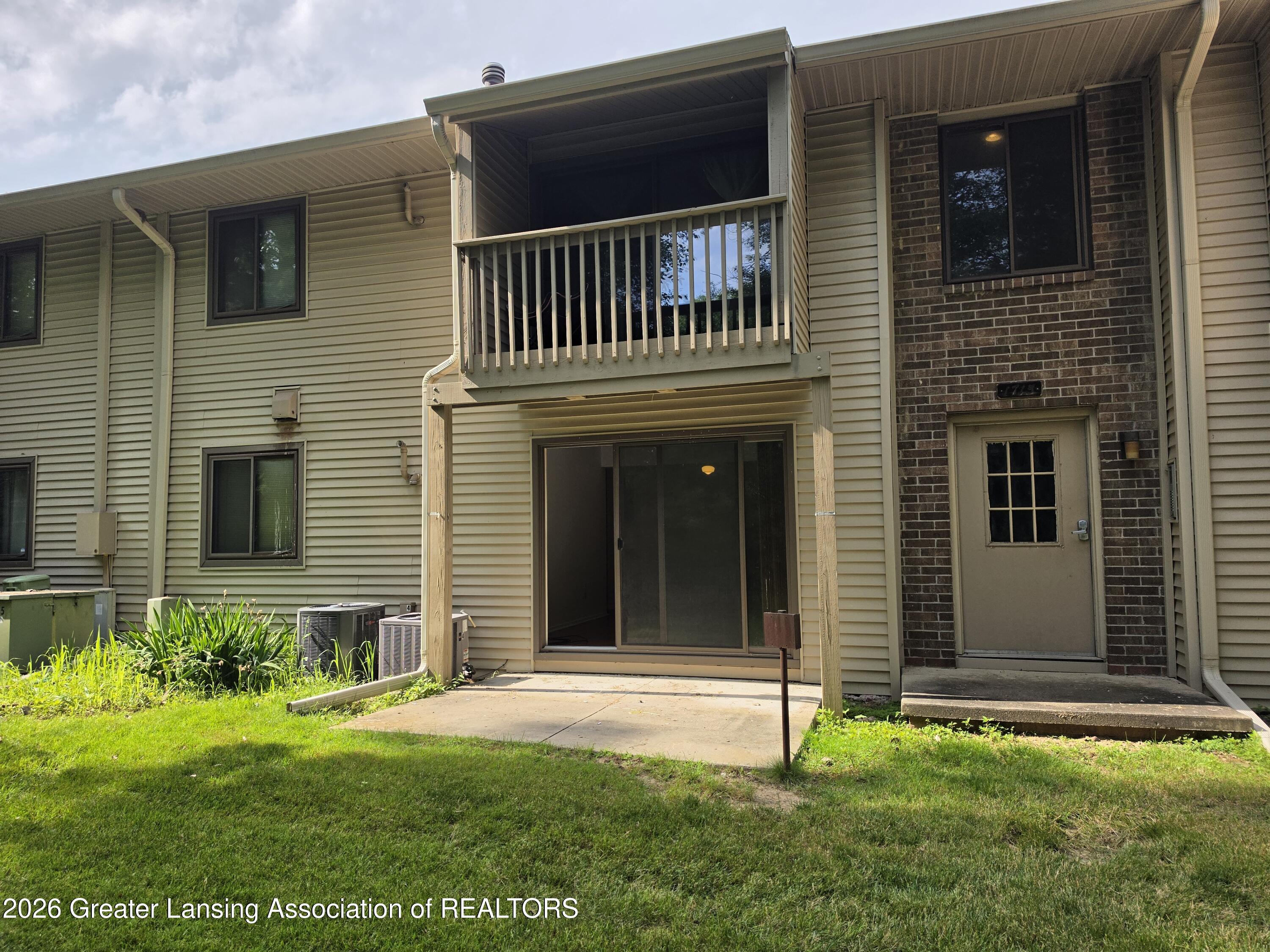 1715 Maple Ridge Road #4, Haslett, MI 48840