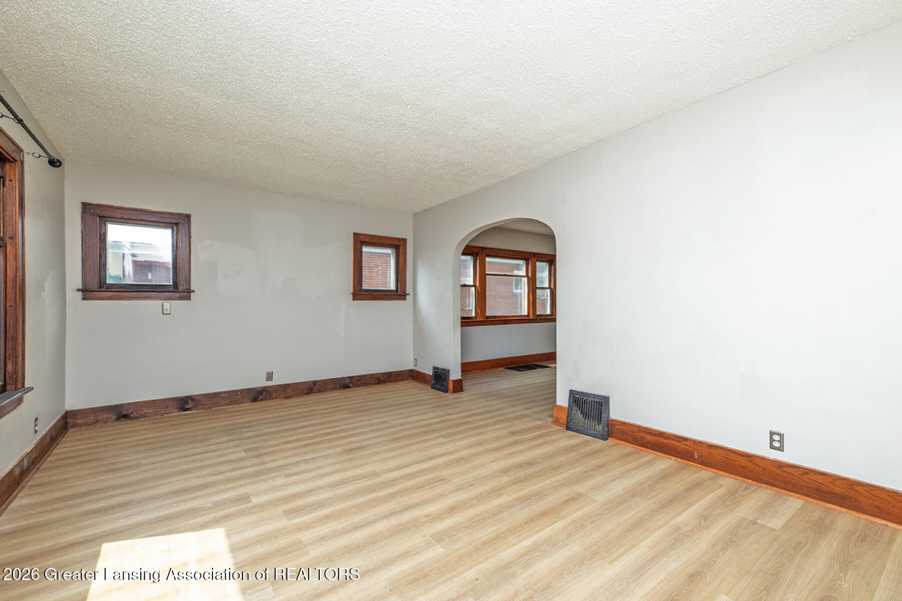 1836 S Rundle Avenue, Lansing, MI 48910 — photo 3