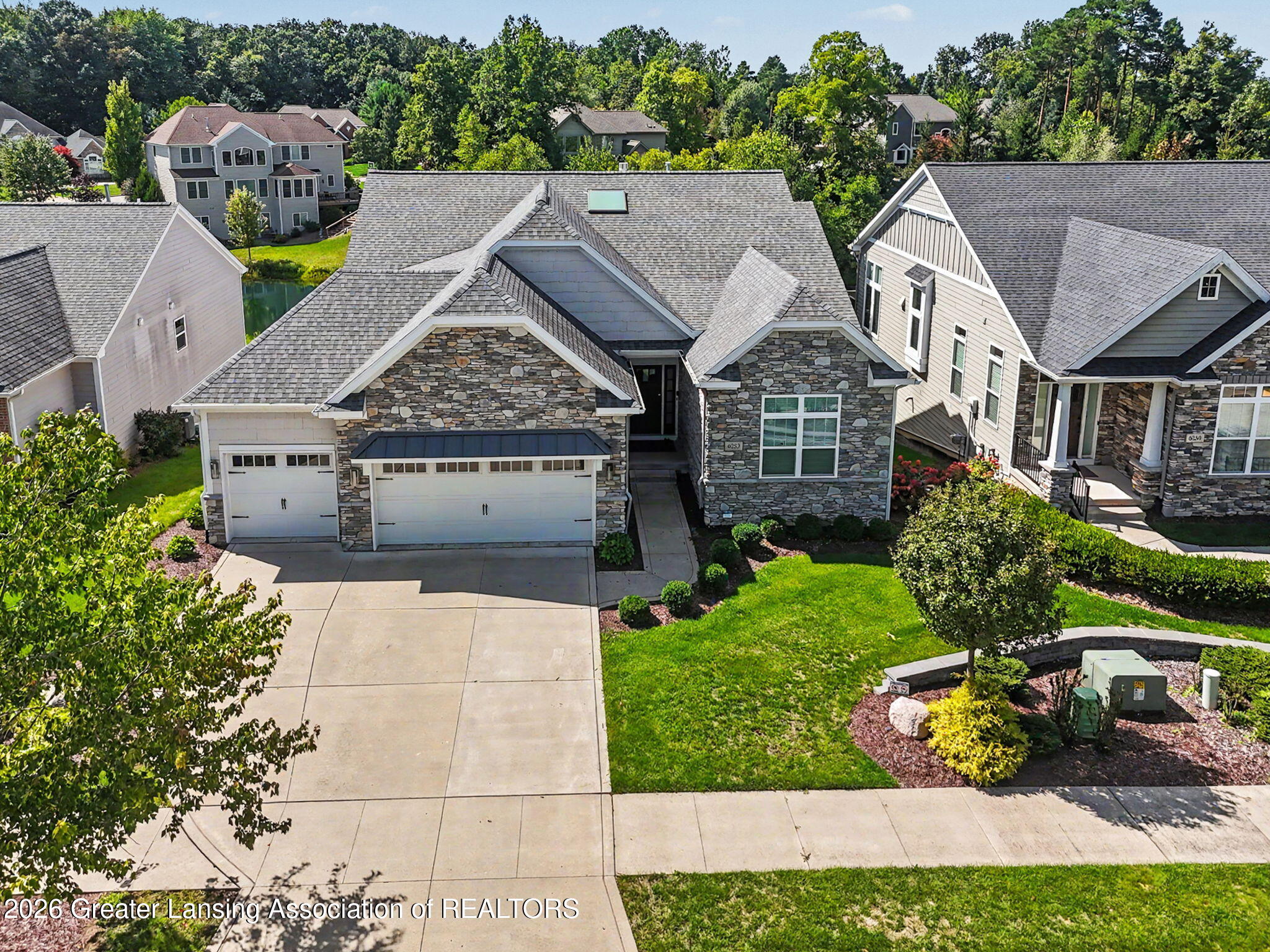 6253 Fenwick Court — photo