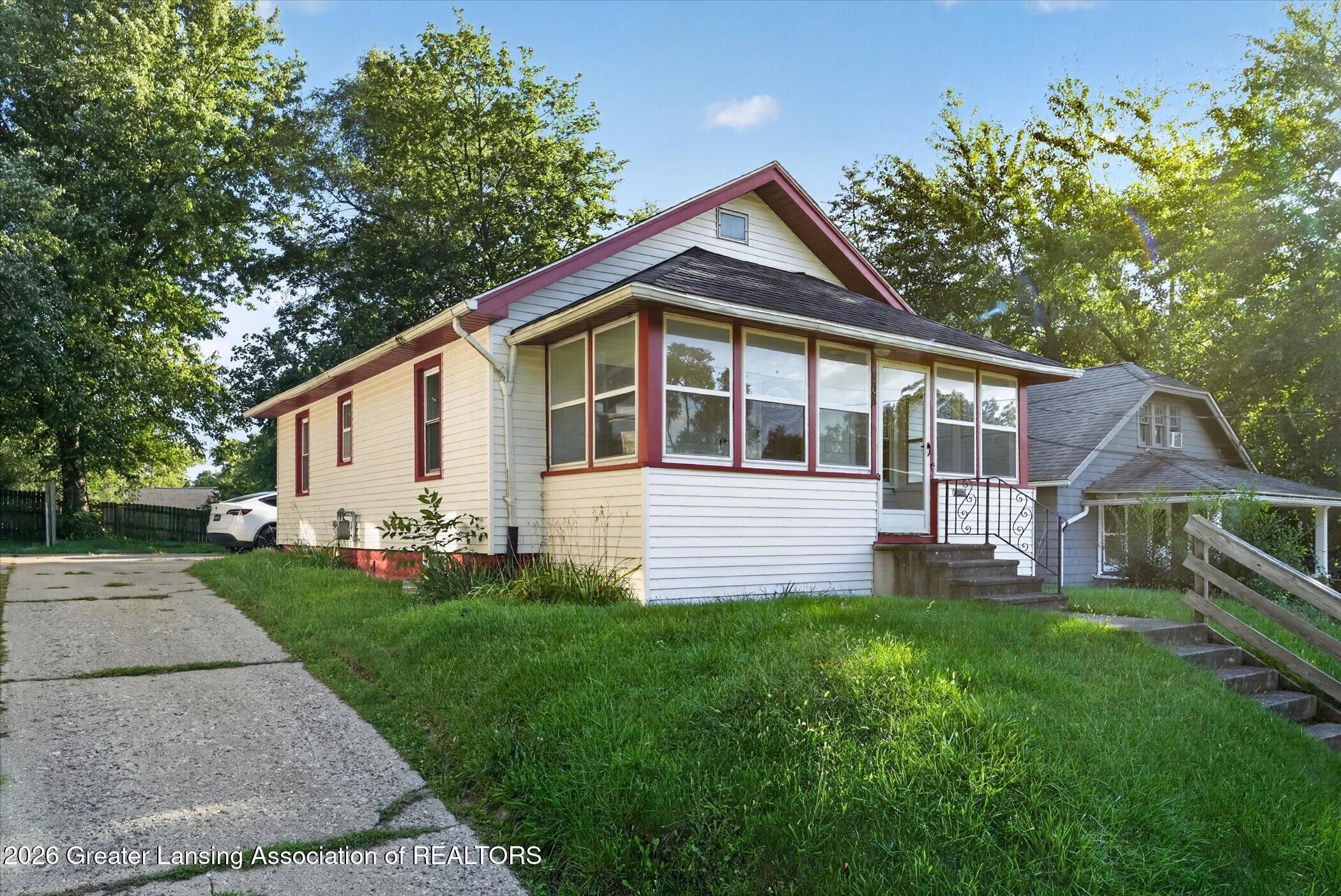 303 E Prospect Street, Jackson, MI 49203 — photo 3