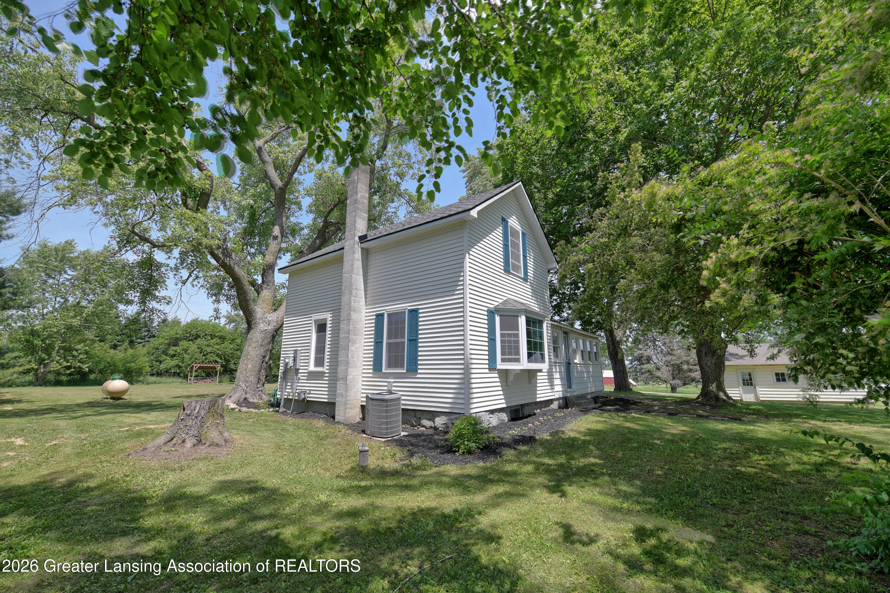 8405 Goodwin Road, Lyons, MI 48851 — photo 2