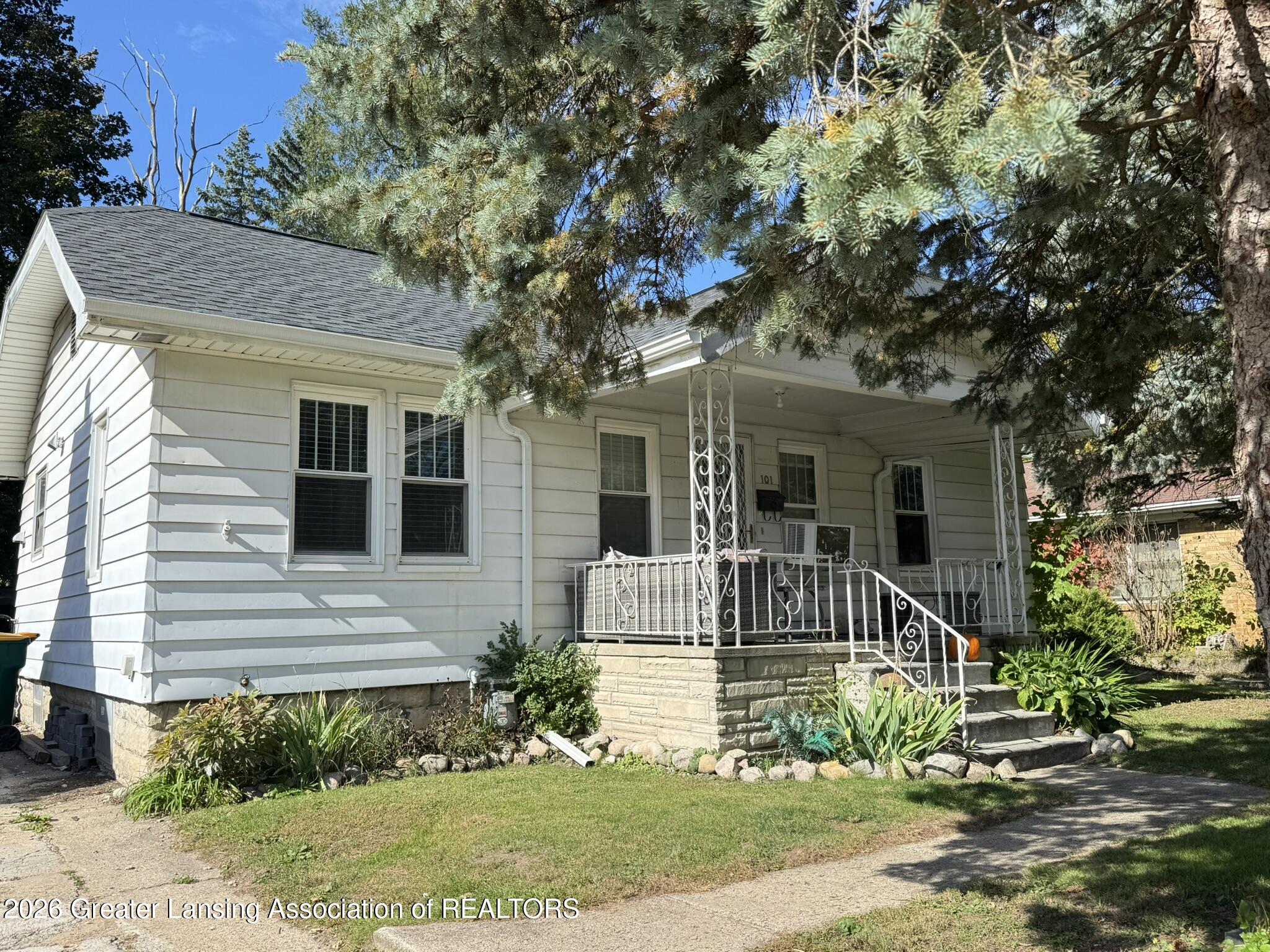 101 Maple Terrace — photo