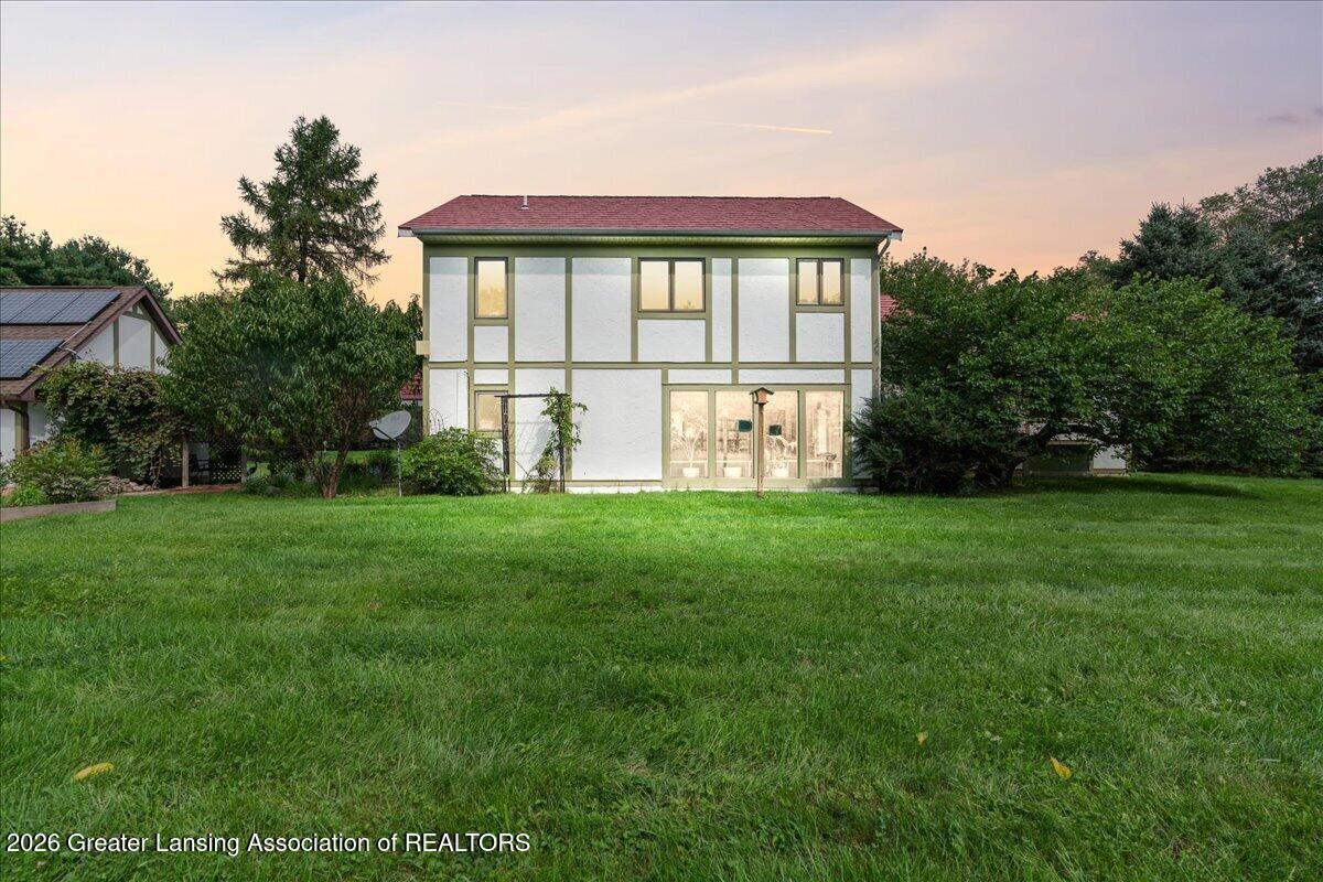 1390 E Haslett Road, Williamston, MI 48895