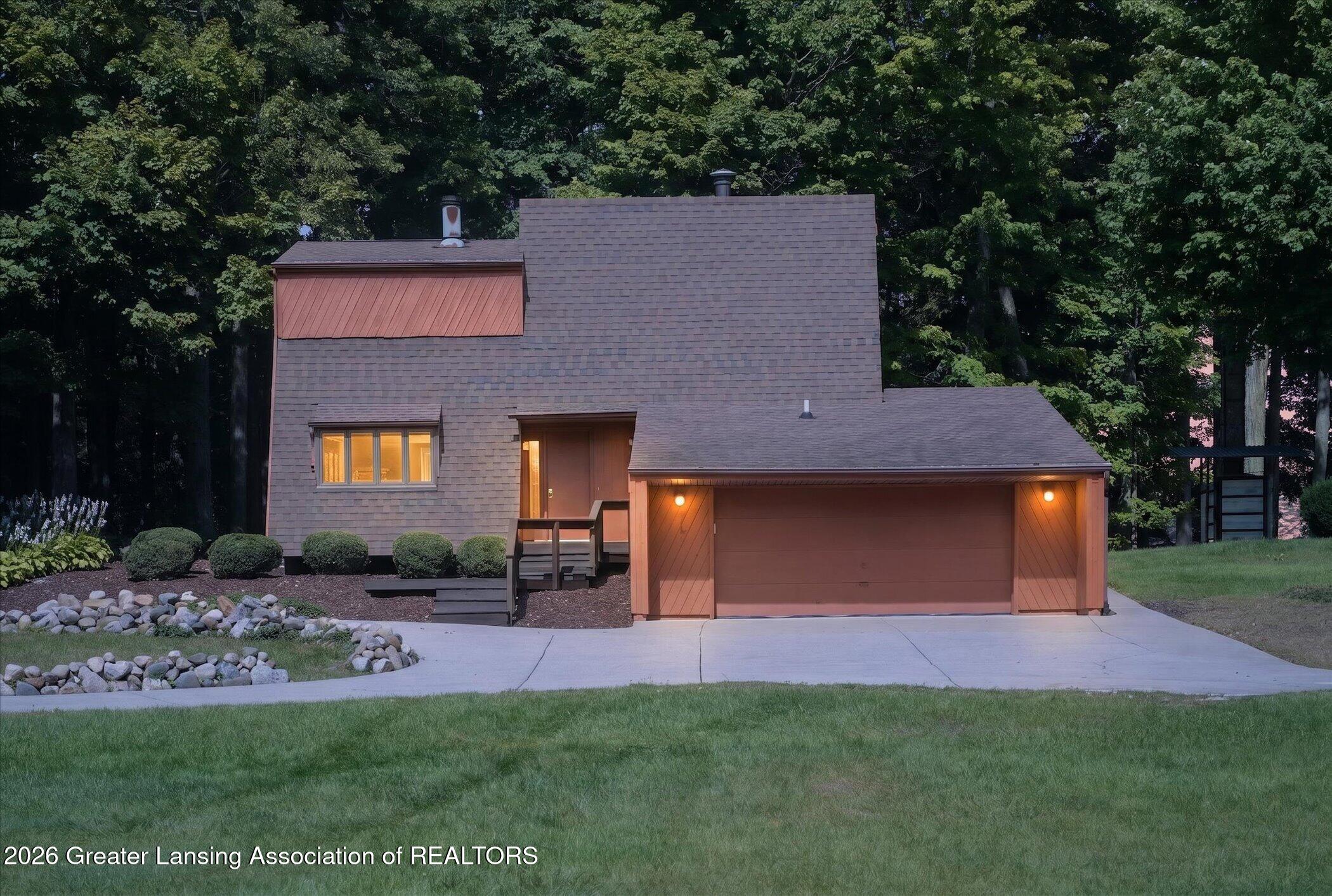 3334 W Howell Road — photo
