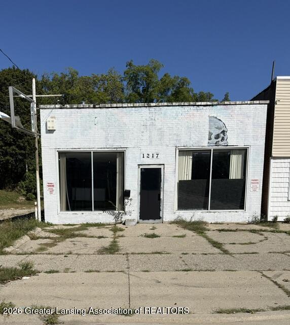 1217 E Cesar E Chavez Avenue, Lansing, MI 48906