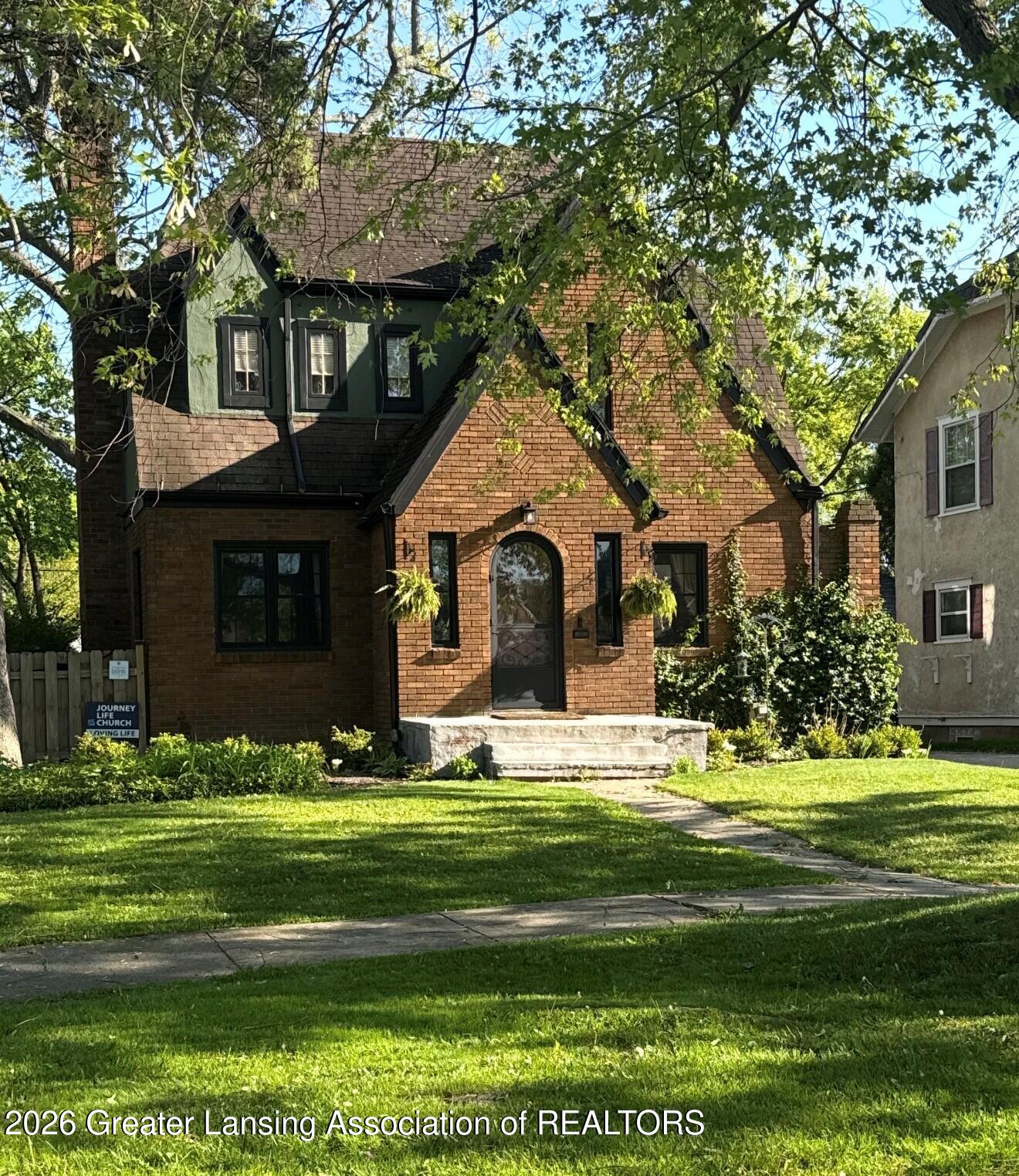 1609 W Lenawee Street — photo