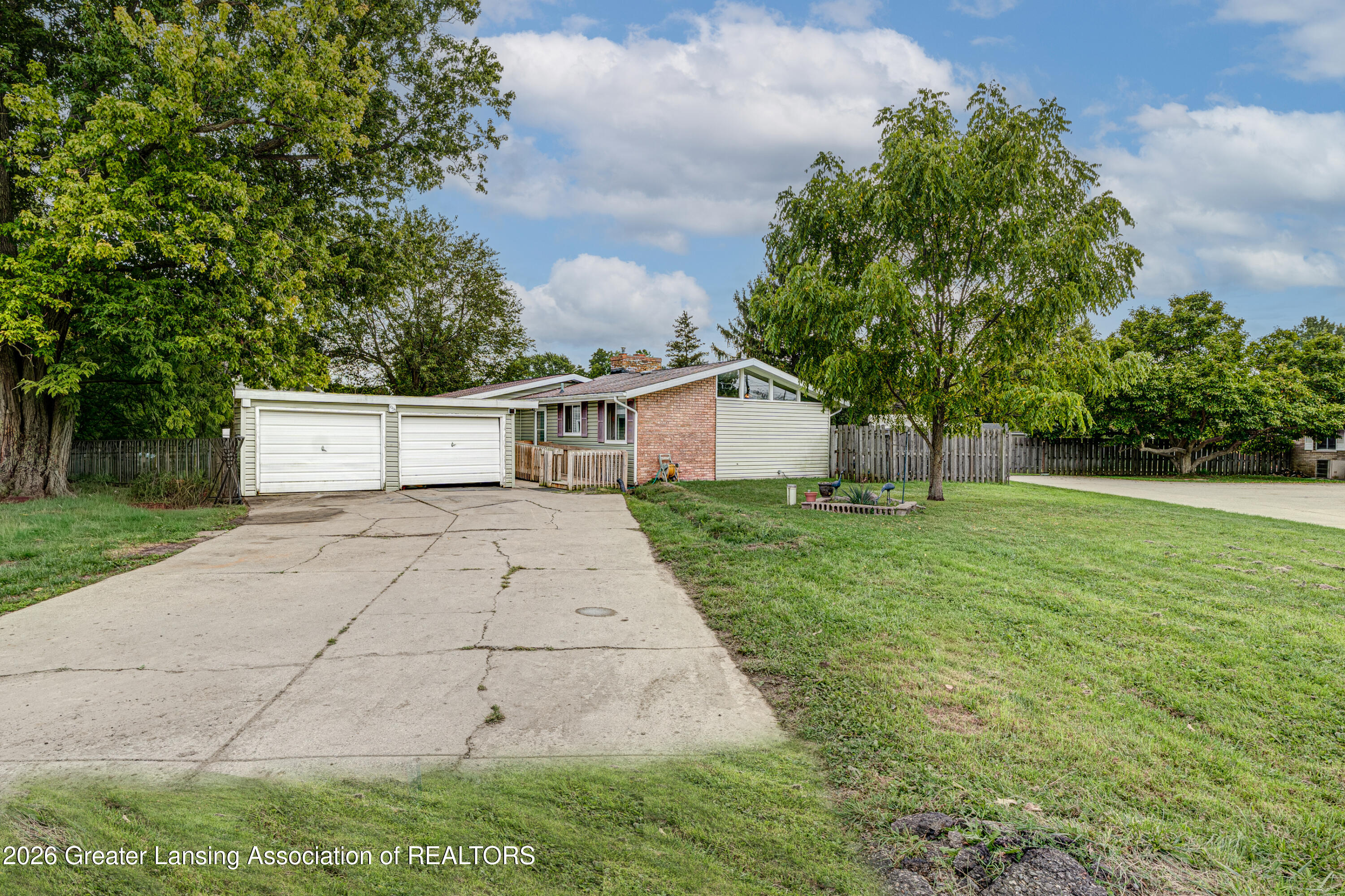 1095 Carlisle Highway — photo