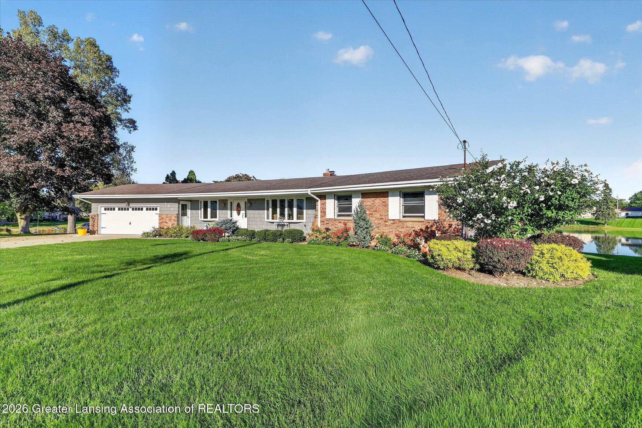 171 Brookwood Ct SW — photo
