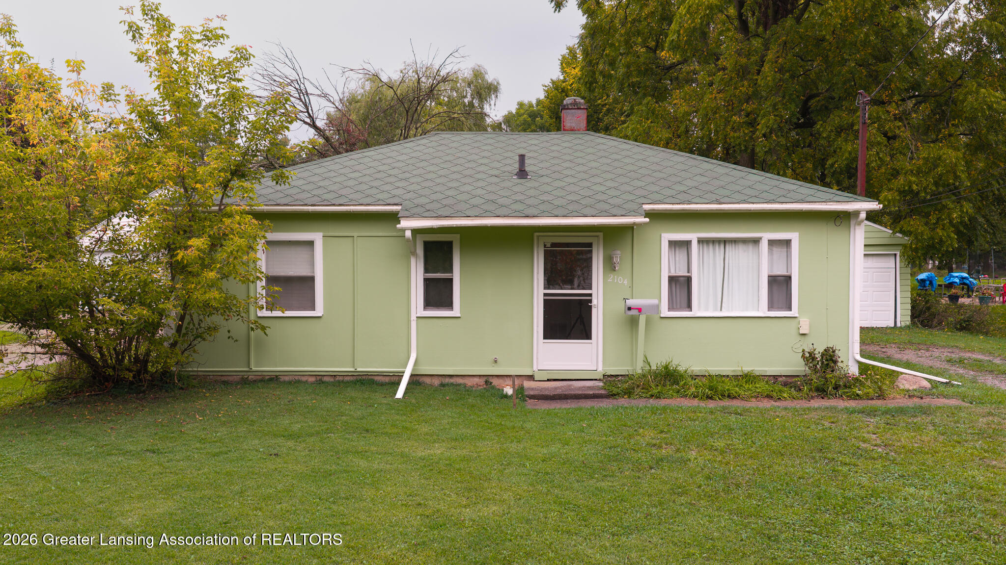 2104 Mary Avenue — photo